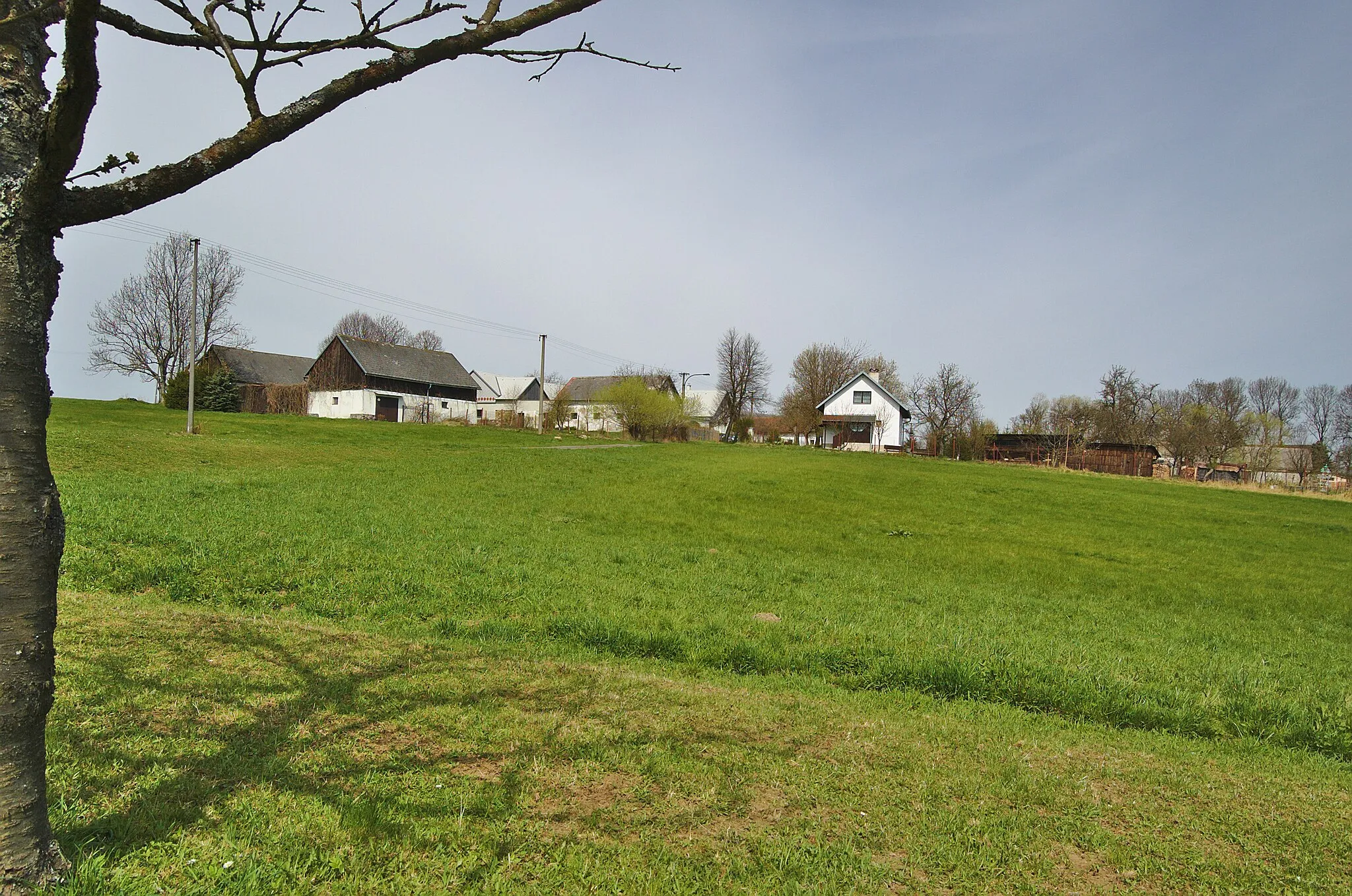 Photo showing: Pohled na osadu od jihu, Bohutín, Lidmaň, okres Pelhřimov