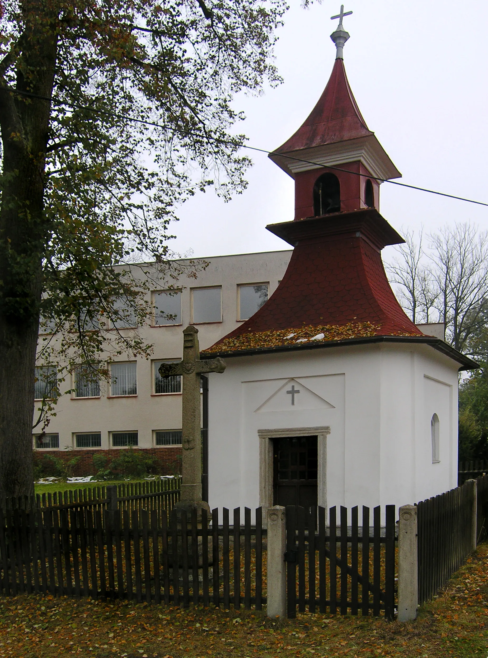 Photo showing: Chapel in Komorovice village, Czech Republic