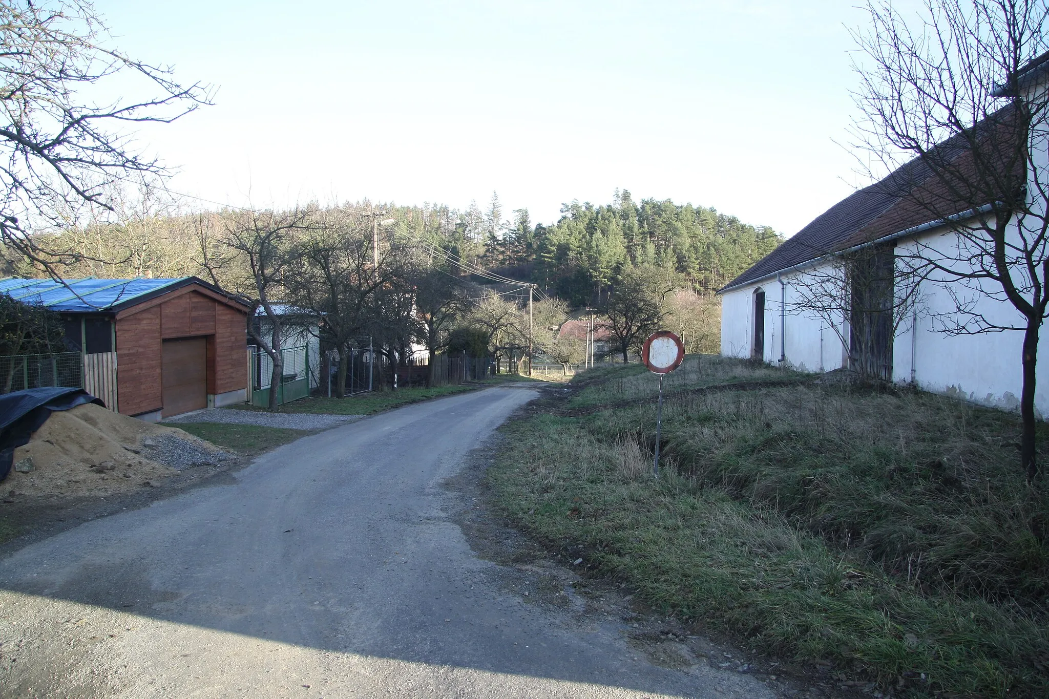 Photo showing: East view of Hynkov street in Číchov, Třebíč District.