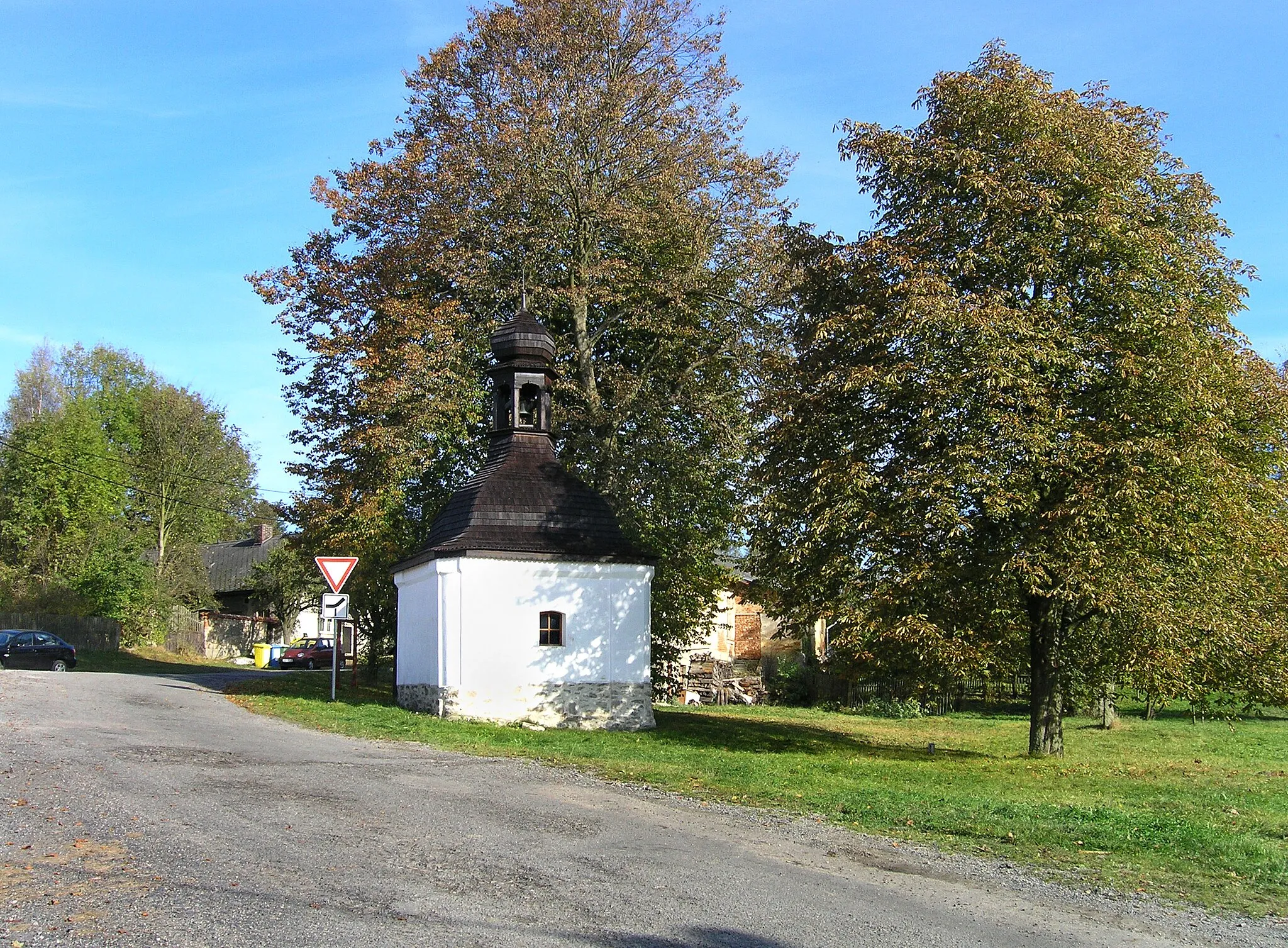 Photo showing: Chapel in Hlávkov, part of Vyskytná nad Jihlavou, Czech Republic