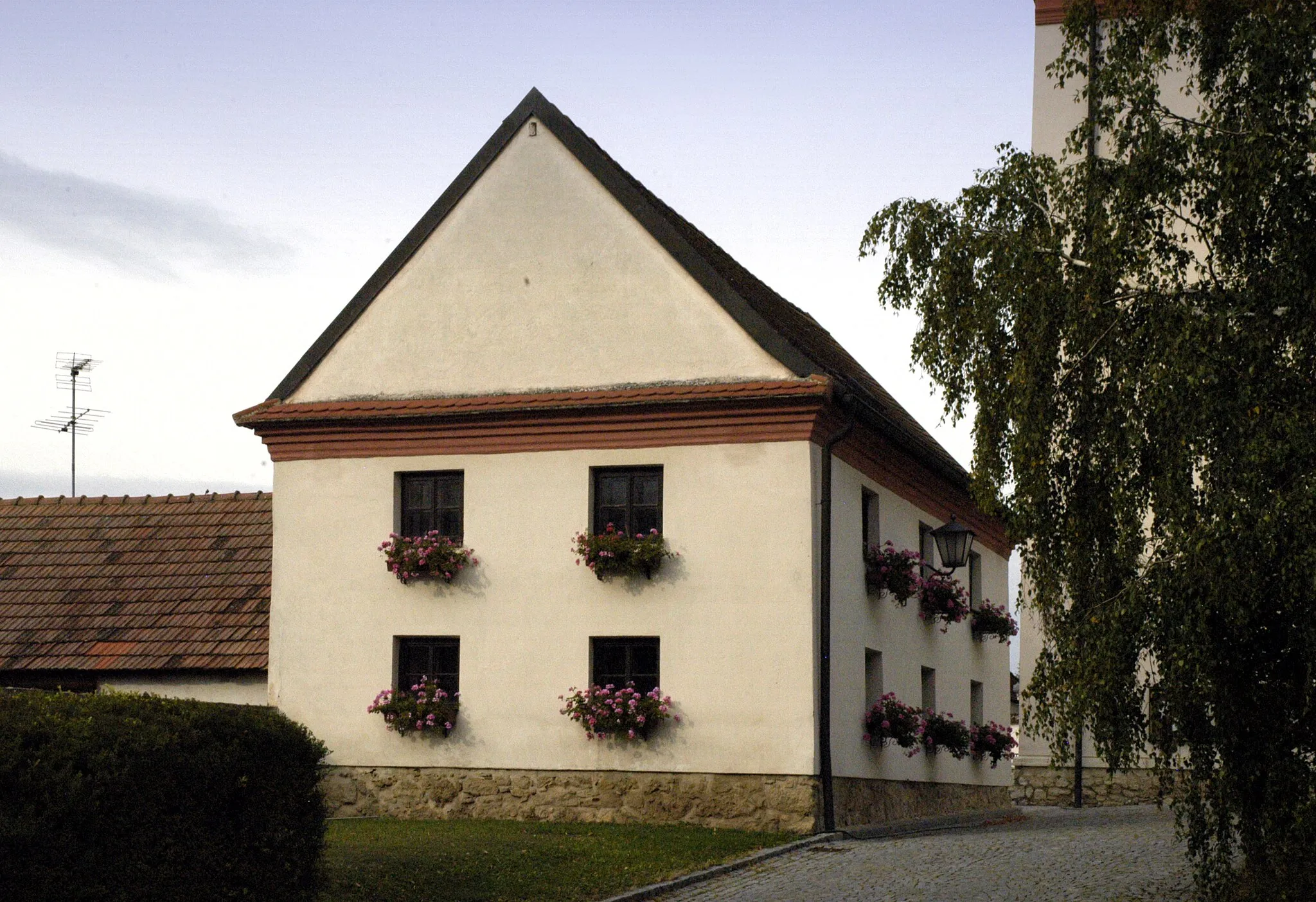 Photo showing: ehemaliger Schüttkasten, Sankt-Joseph-Kapelle in Roggendorf, Gemeinde Wullersdorf