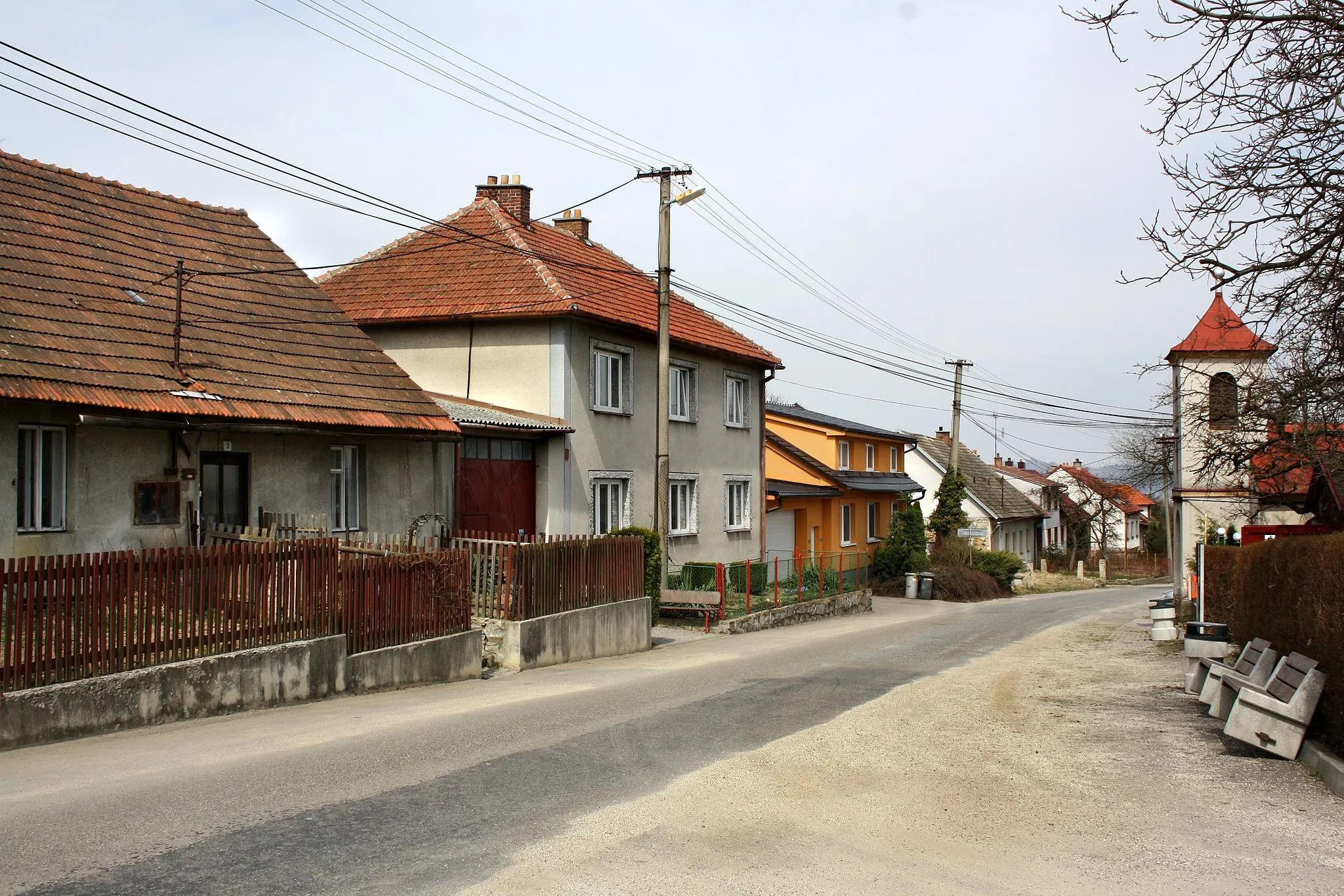Photo showing: Small common in Geršov, part of Otín village