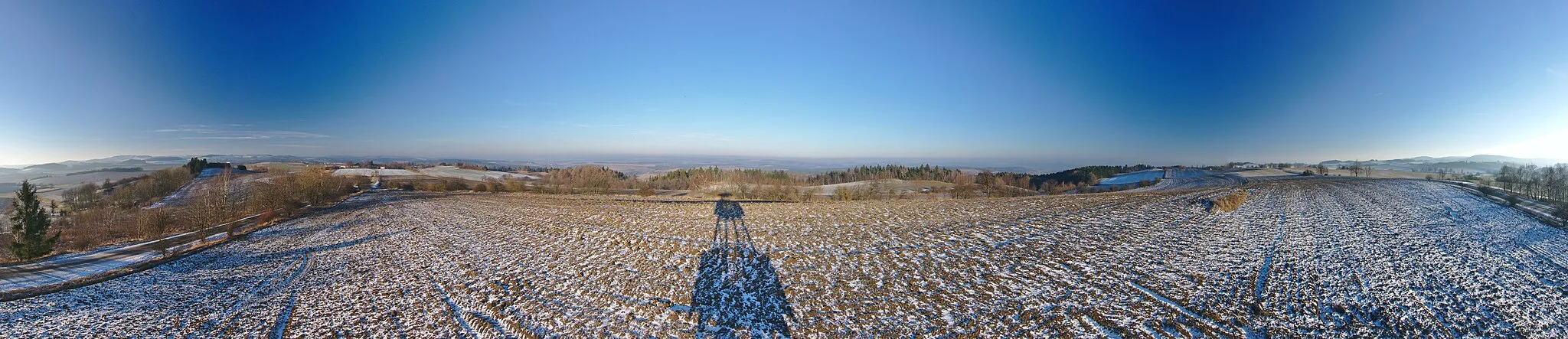 Photo showing: Panoramatický pohled na sever ze Zelenkova kopce, Ústup, okres Blansko