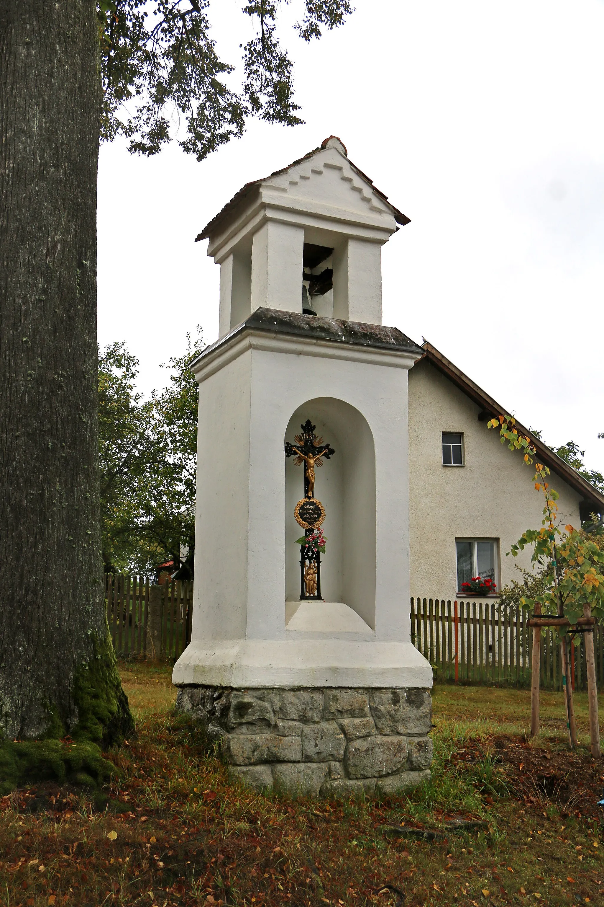 Photo showing: Chapel in Radňov, part of Pelhřimov, Czech Republic.