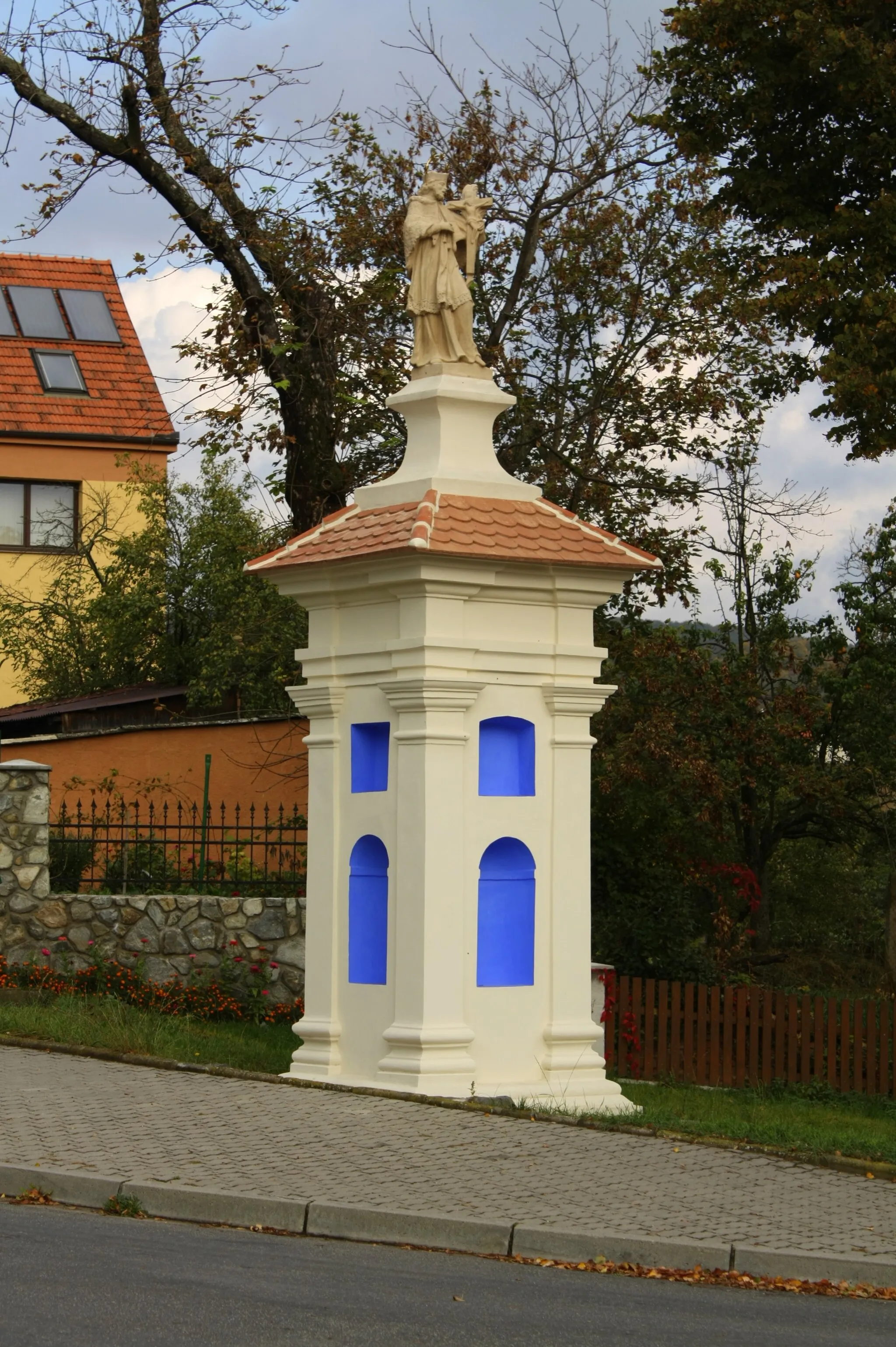 Photo showing: Ždánice, Hodonín district, Czech Republic - calvary in Městečko street