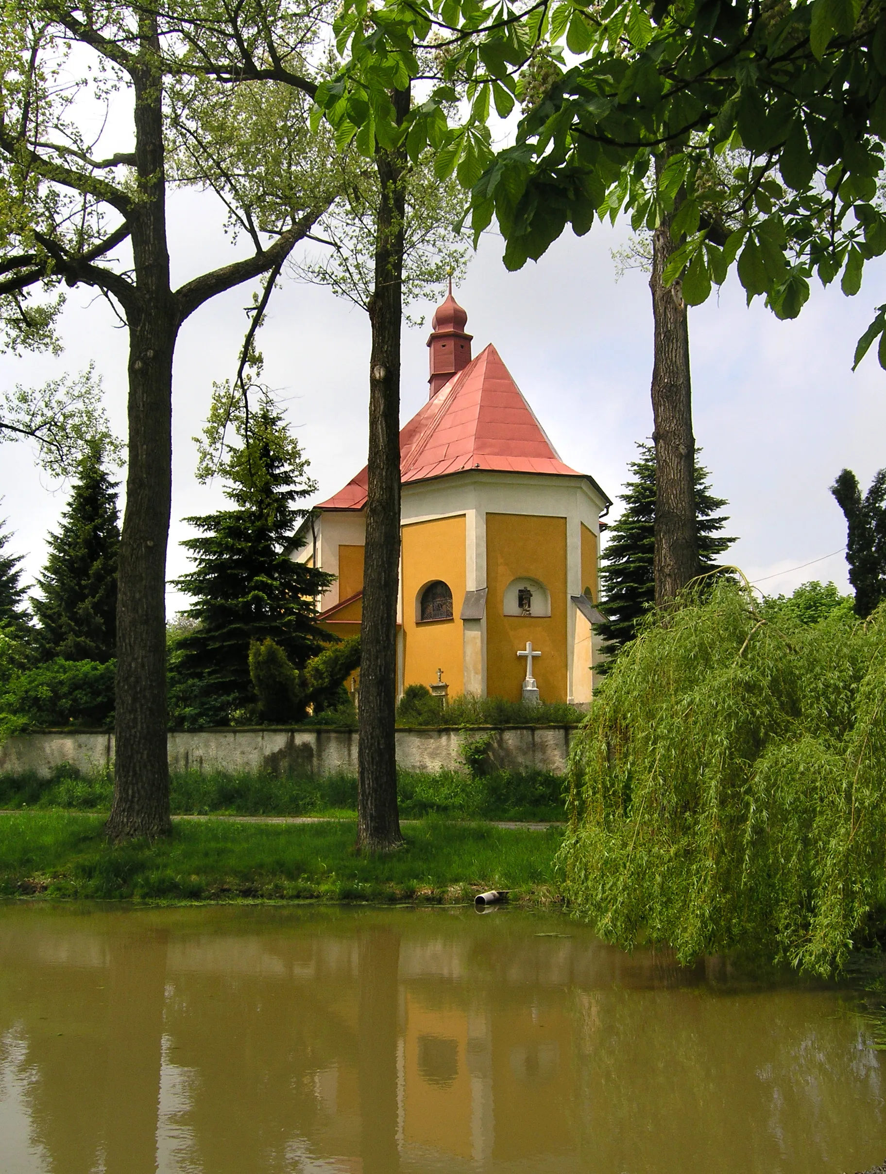 Photo showing: Church in Čachotín village, Czech Republic