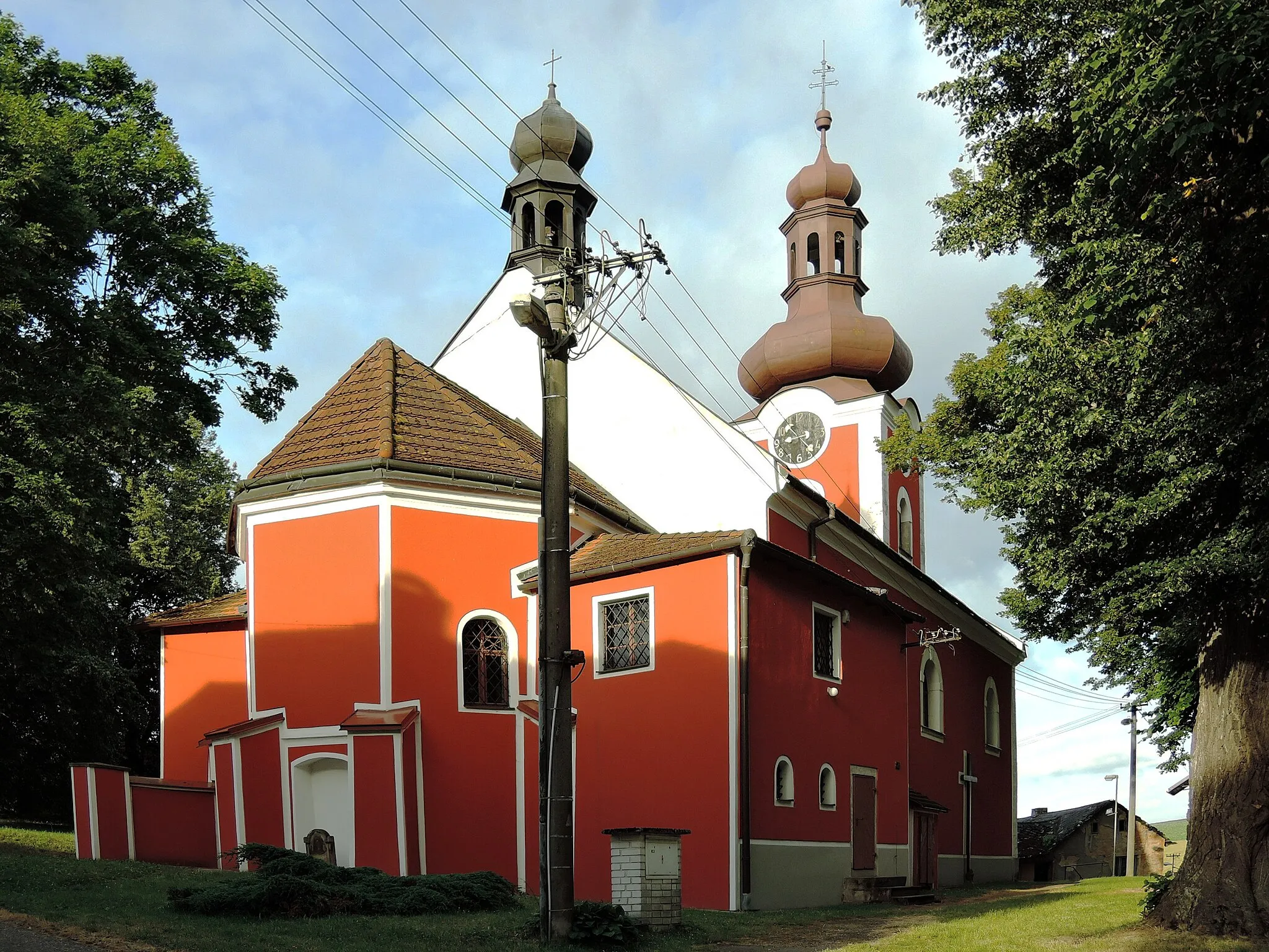 Photo showing: Úsobí, kostel sv. Petra a Pavla