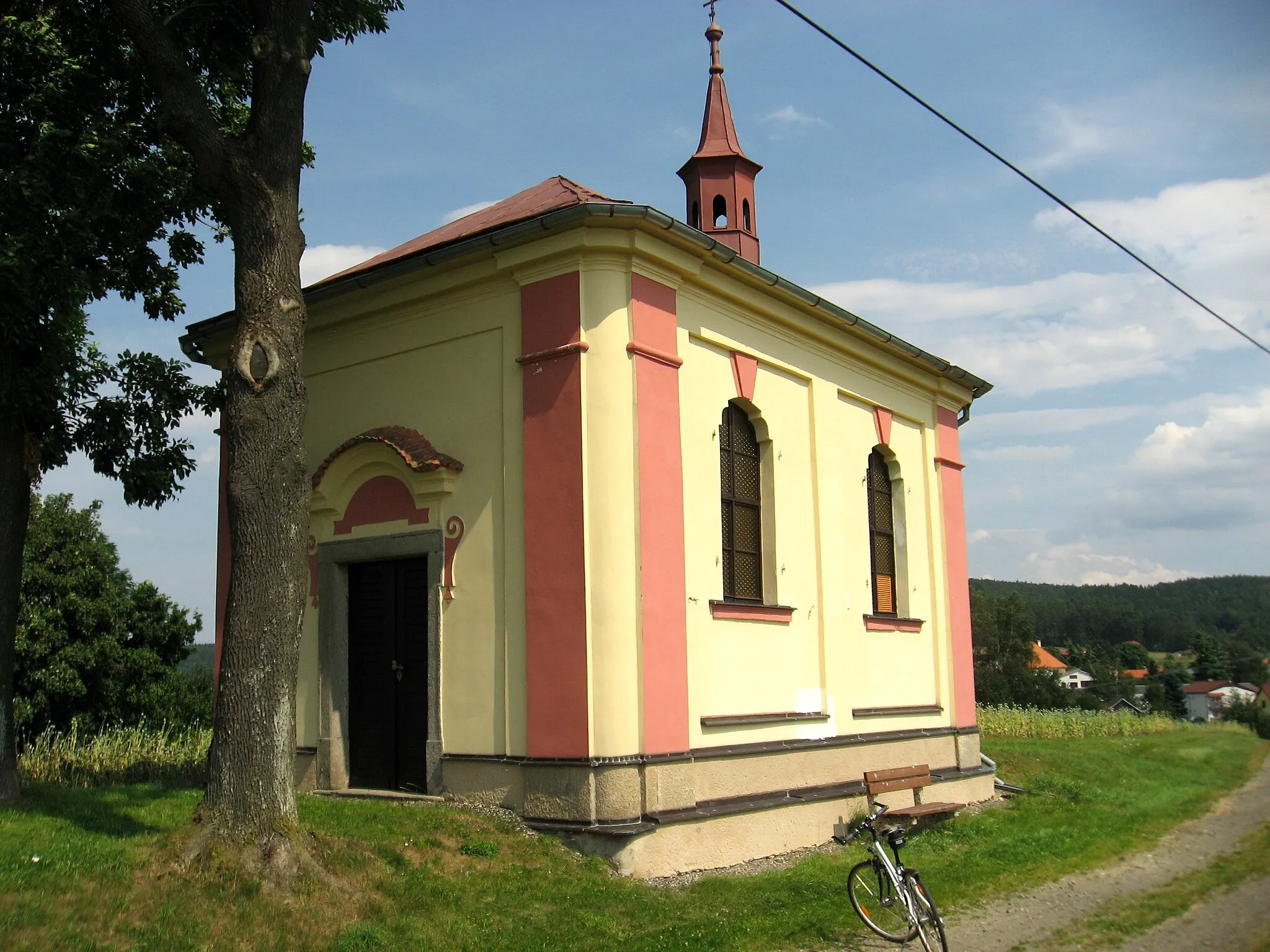 Photo showing: Vilémovice, kaple