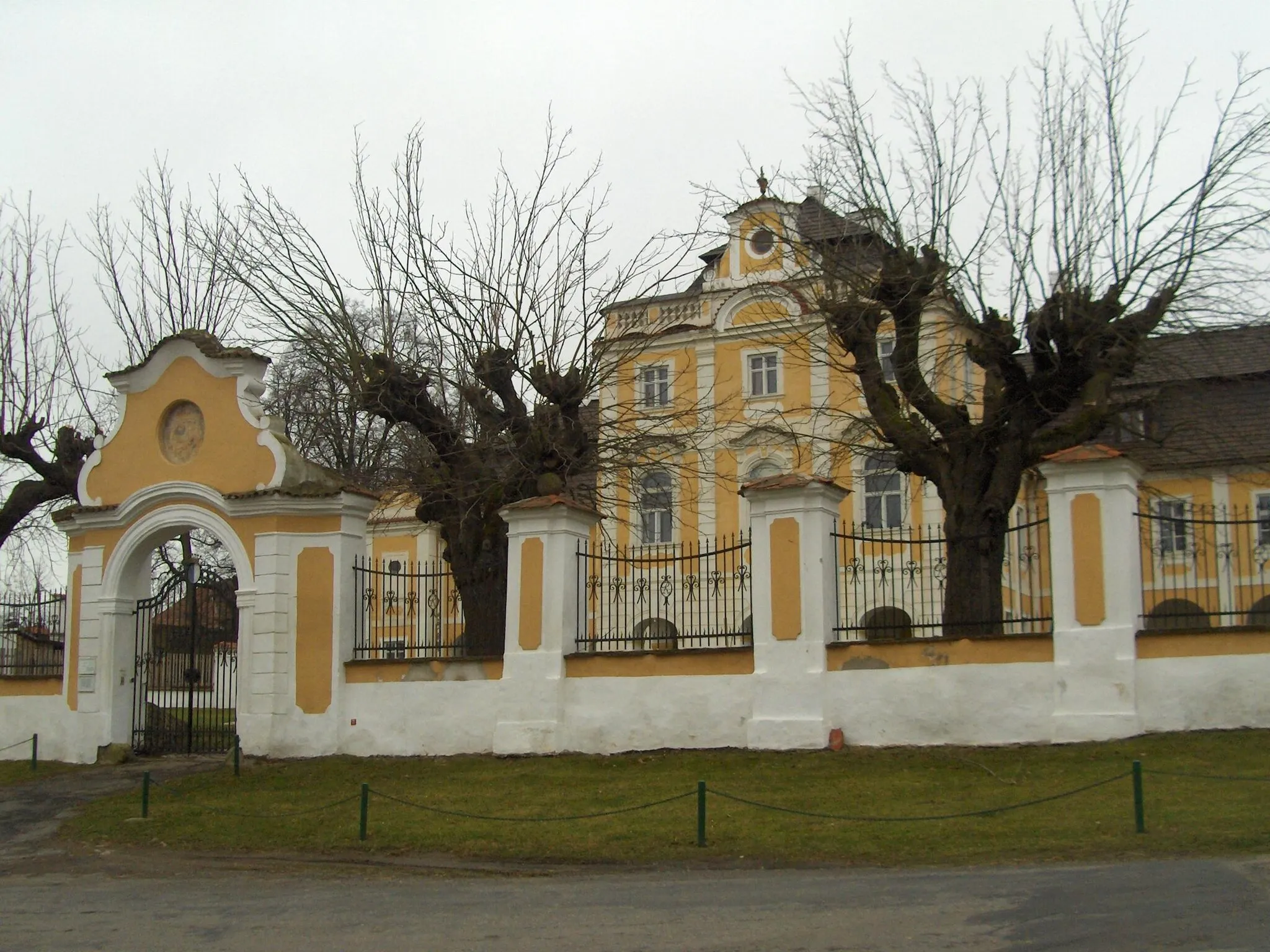Photo showing: Baroque chateau in Vilémov (Havlíčkův Brod District), Czech Republic.