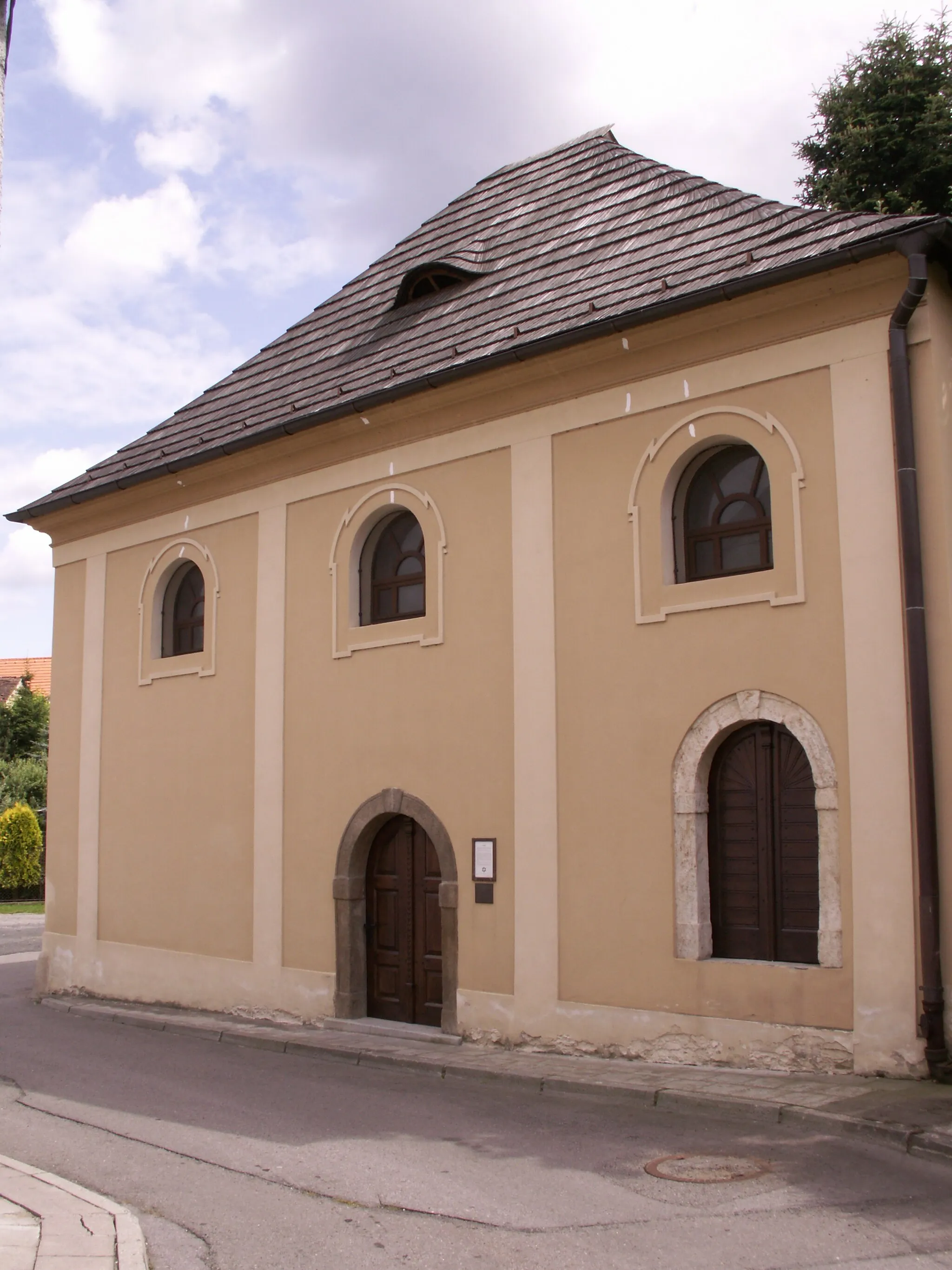 Photo showing: synagoga v Ledči nad Sázavou, ulice Na Potoce, rok 1739, styl vesnického baroka
