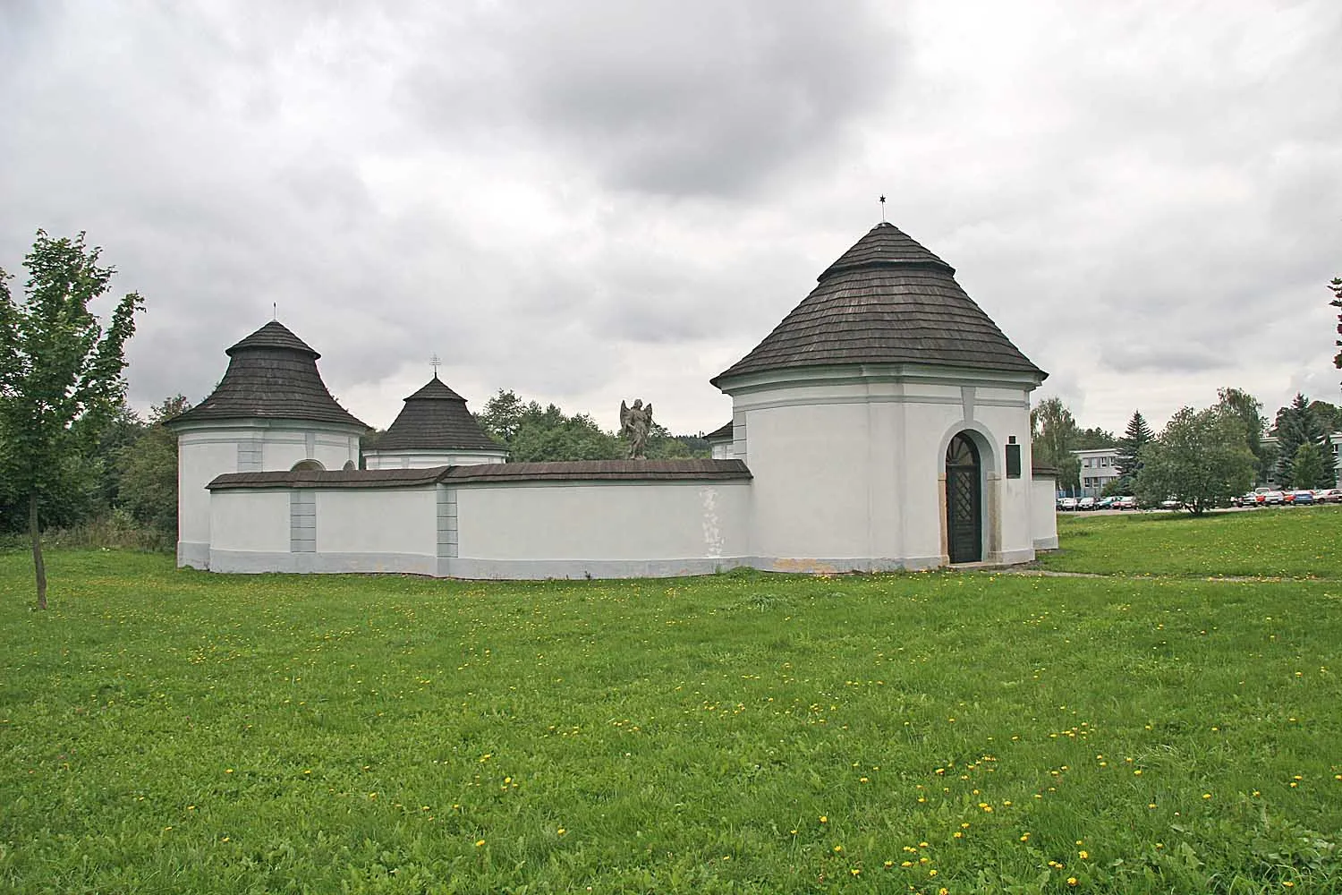 Photo showing: Dolní hřbitov ve Žďáru nad Sázavou, district Žďár nad Sázavou, Czech Republic
autor: Prazak

Date: 6. 9. 2006