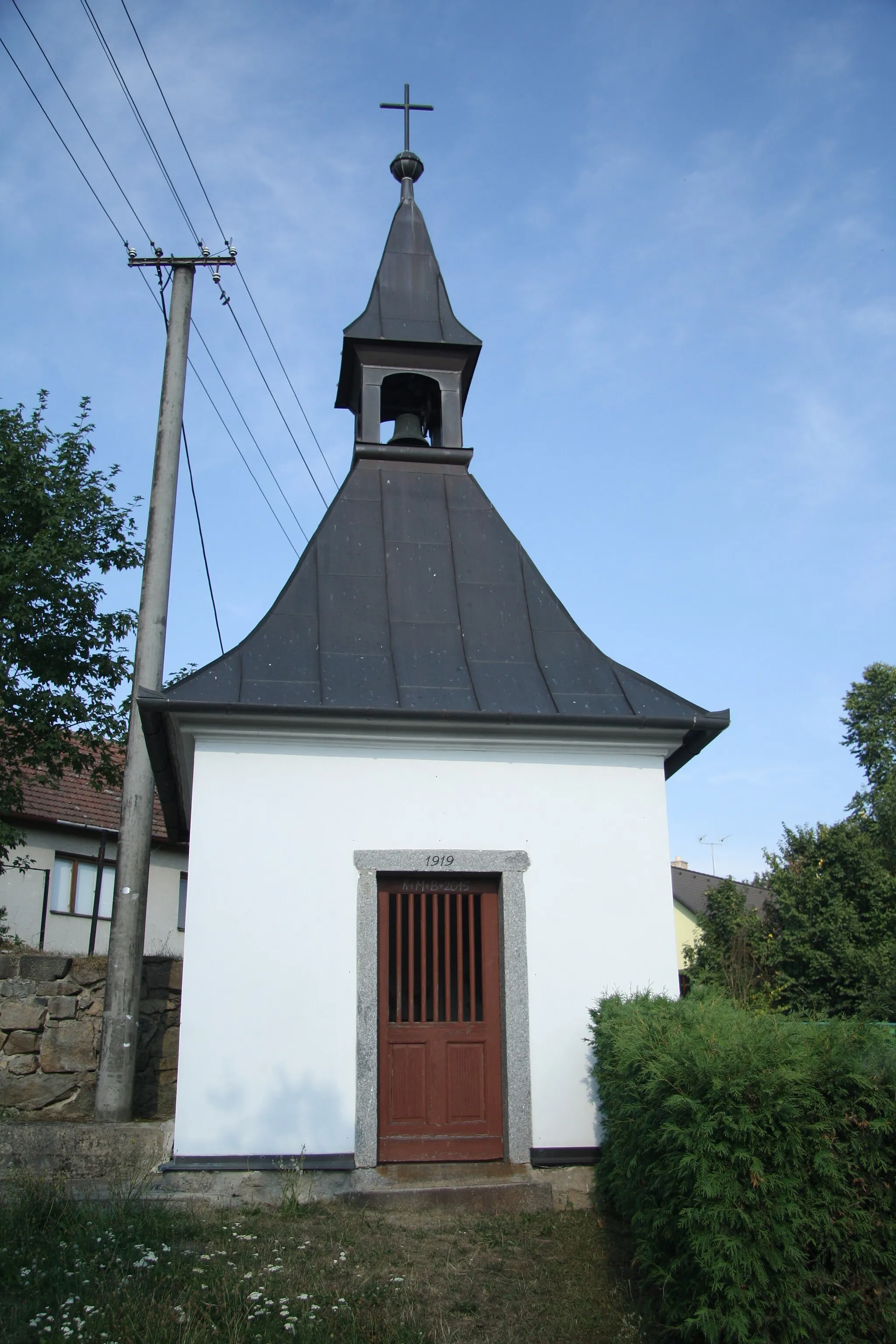 Photo showing: Overview of Chapel of Saint Ladislaus in Dolní Radslavice, Velké Meziříčí, Žďár nad Sázavou District.