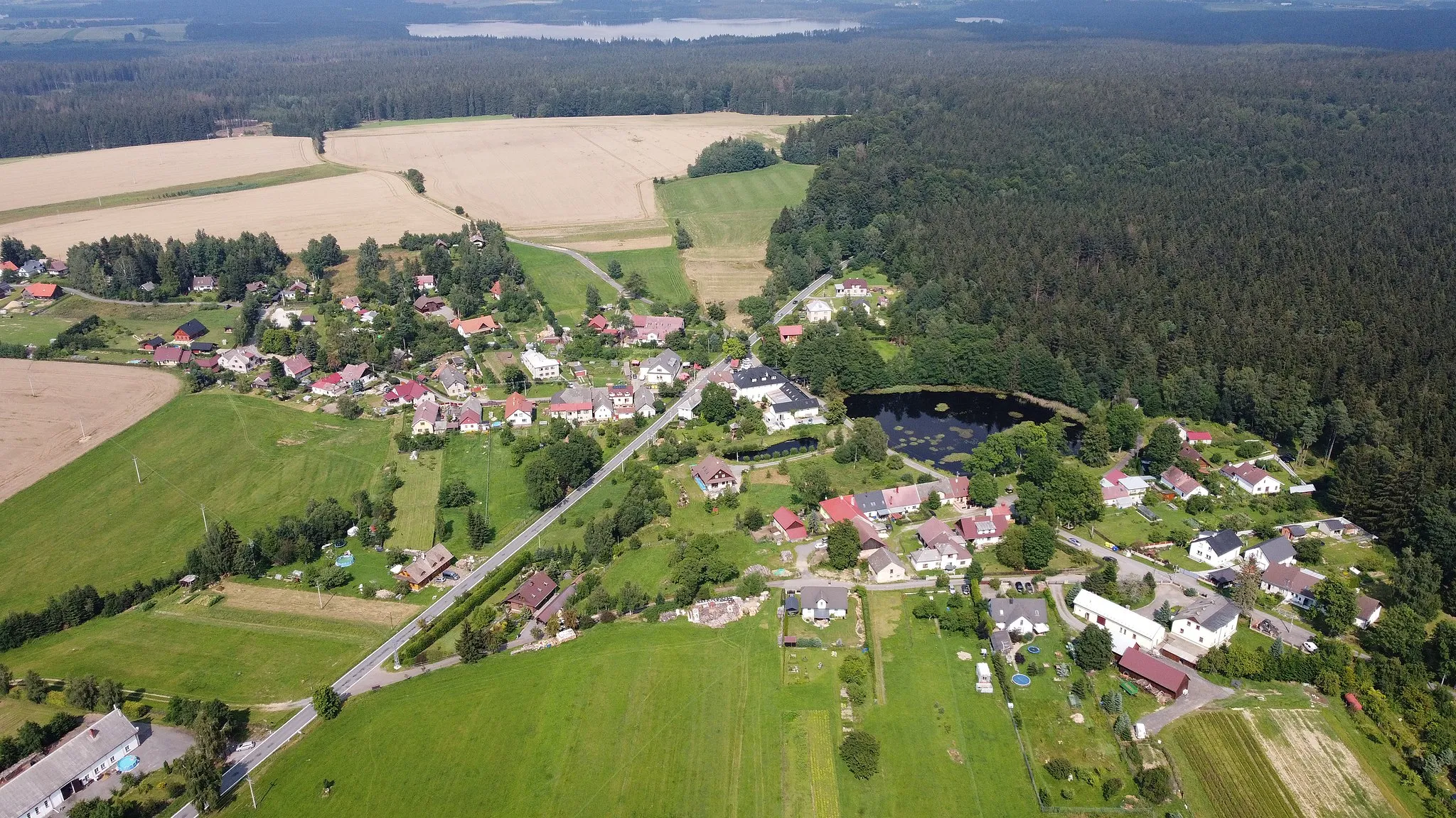 Photo showing: Aerial picture of Račín village