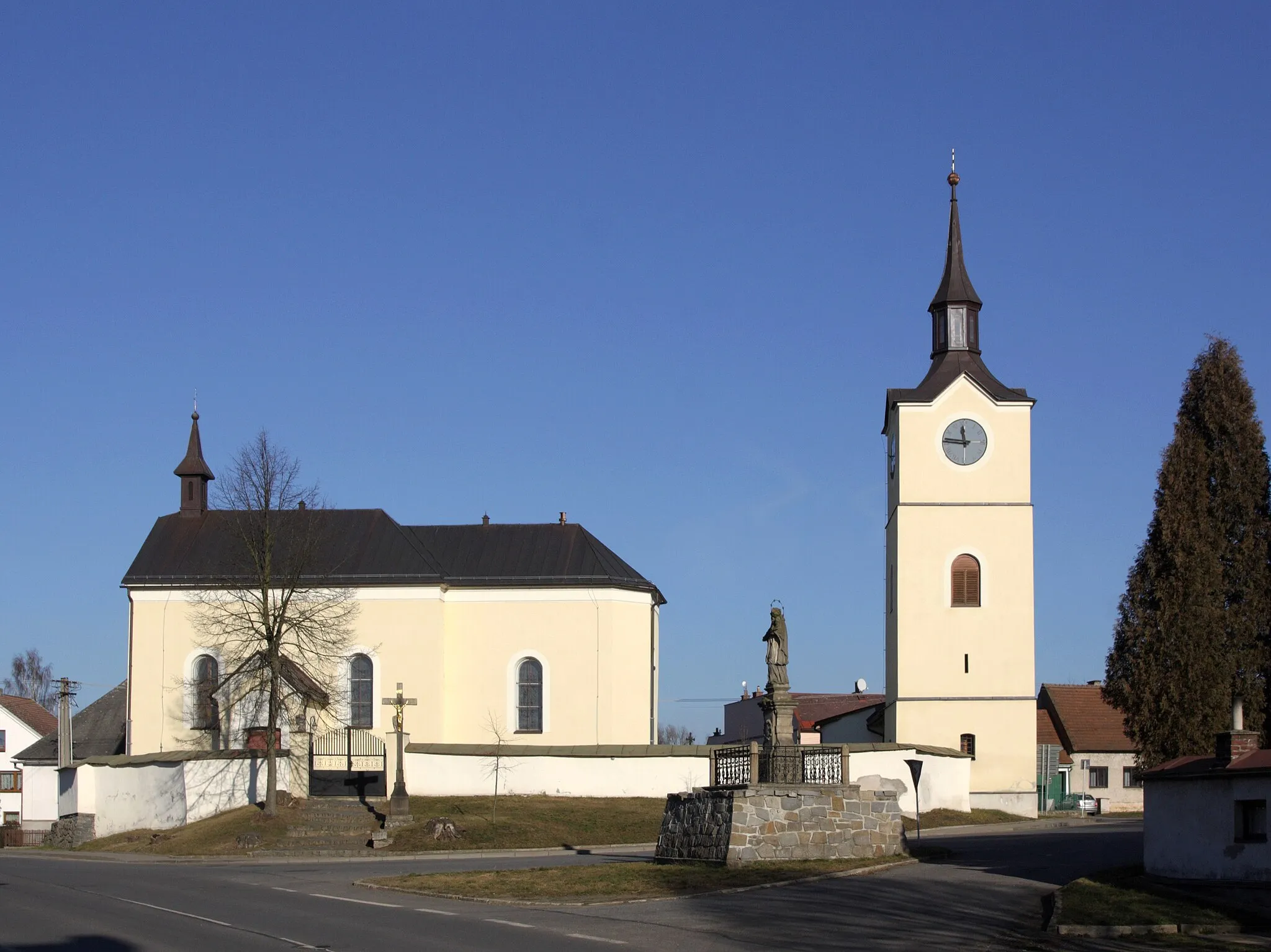 Photo showing: Ostrov nad Oslavou - kostel svatého Jakuba Většího.