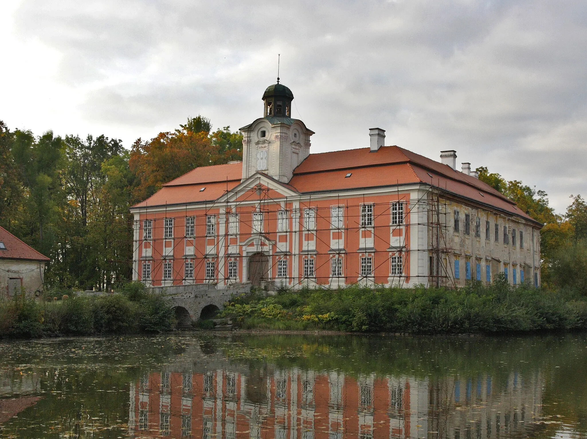 Photo showing: Osová - zámek.