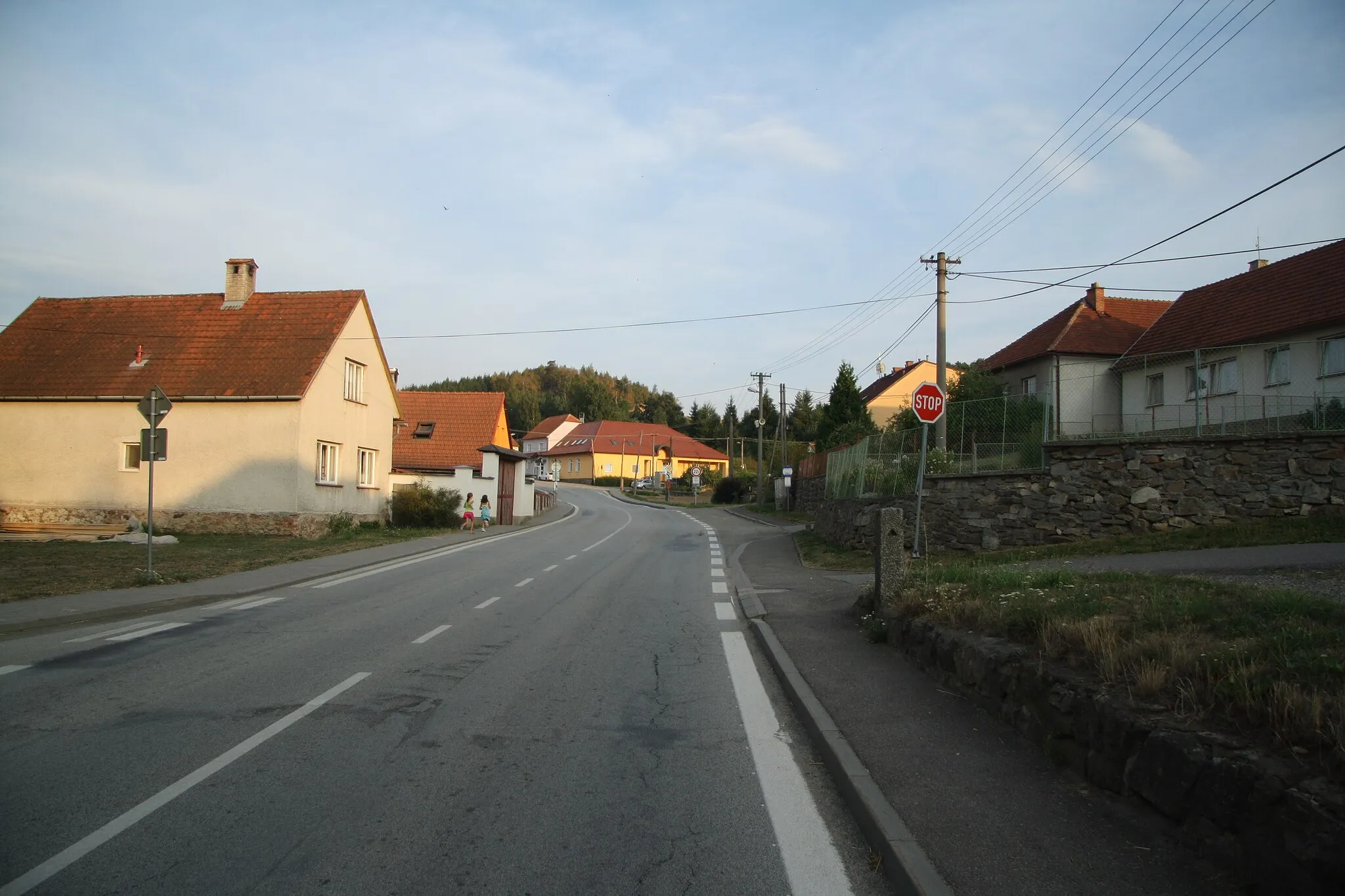 Photo showing: Road II 360 in Martinice, Žďár nad Sázavou District.