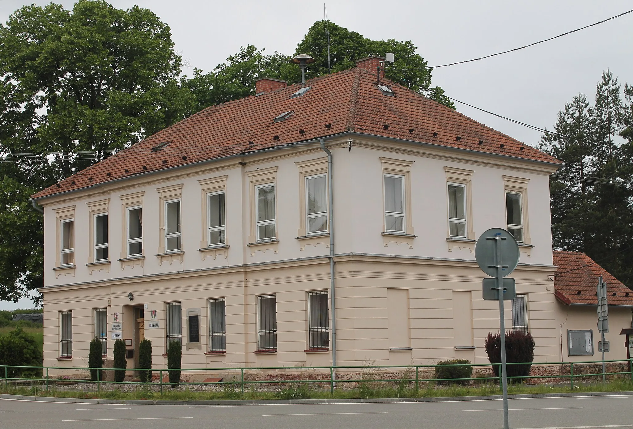 Photo showing: Municipal office, Dolní Rožínka, Žďár nad Sázavou District, Czech Republic