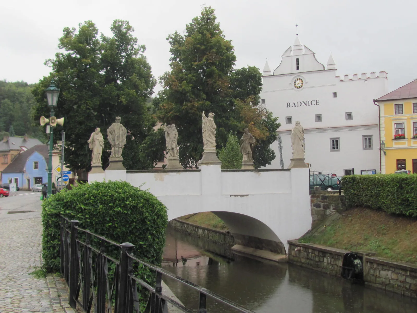 Photo showing: The bridge on the square in Brtnice