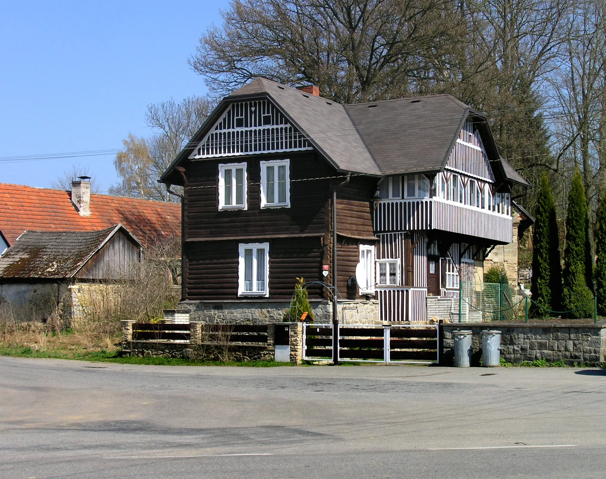 Photo showing: Villa in Kejžlice village, Czech Republic