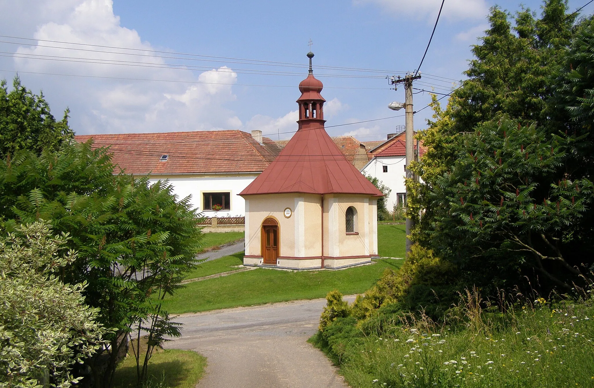 Photo showing: Stařeč-Kracovice. Virgin Mary chapel