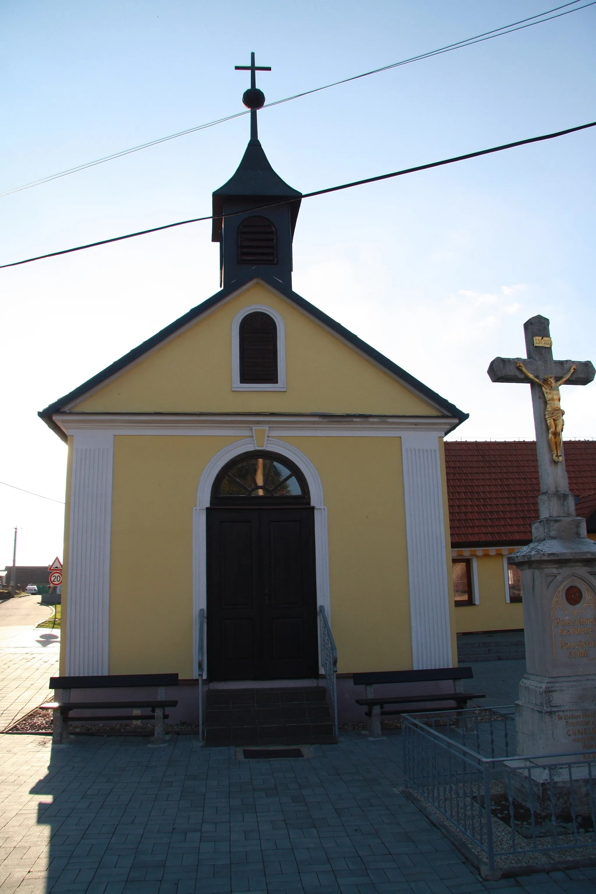 Photo showing: Overview of Chapel of Our Lady of Sorrows in Slavětice, Třebíč District.