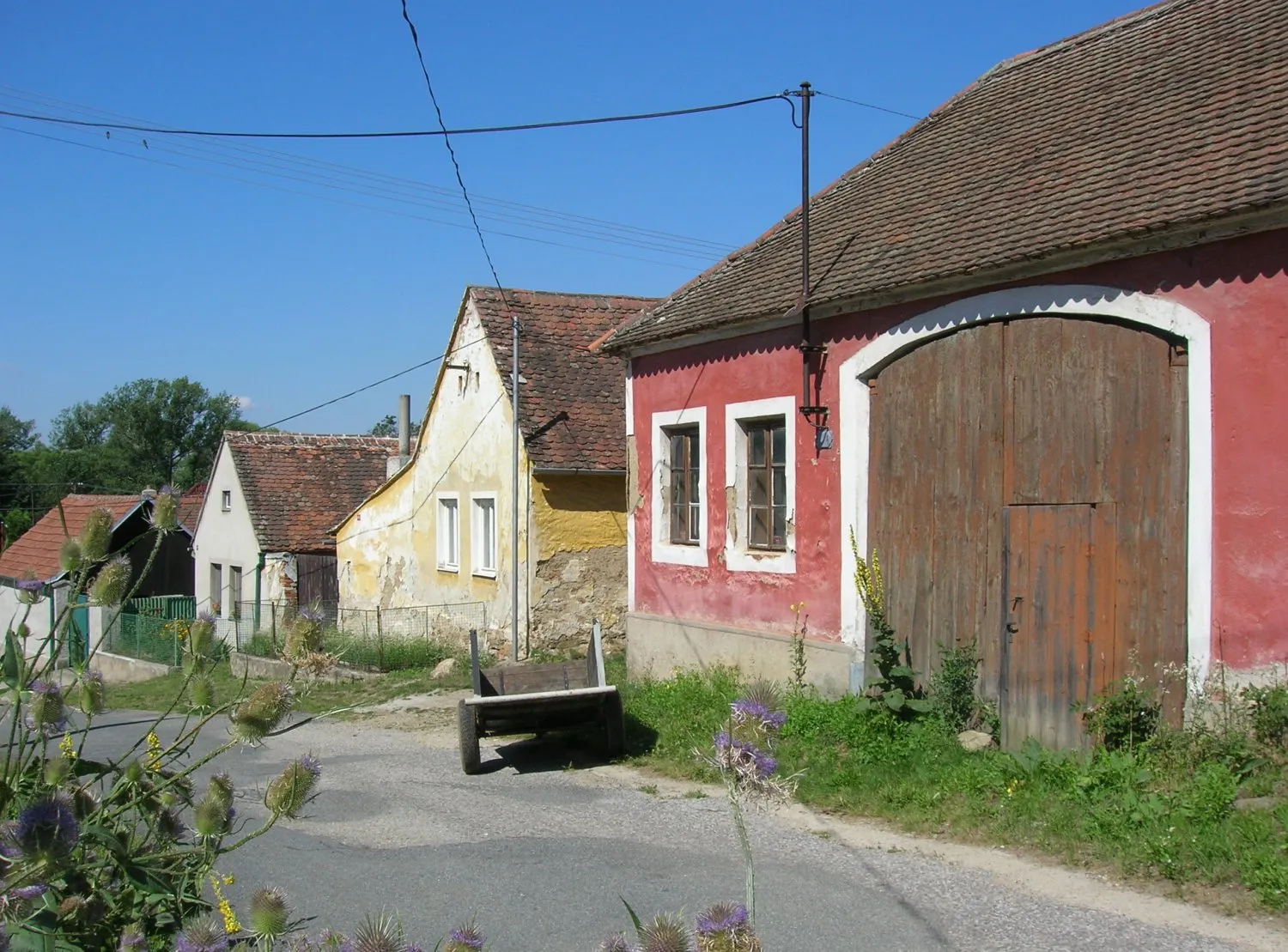 Photo showing: Příštpo. Old buildings