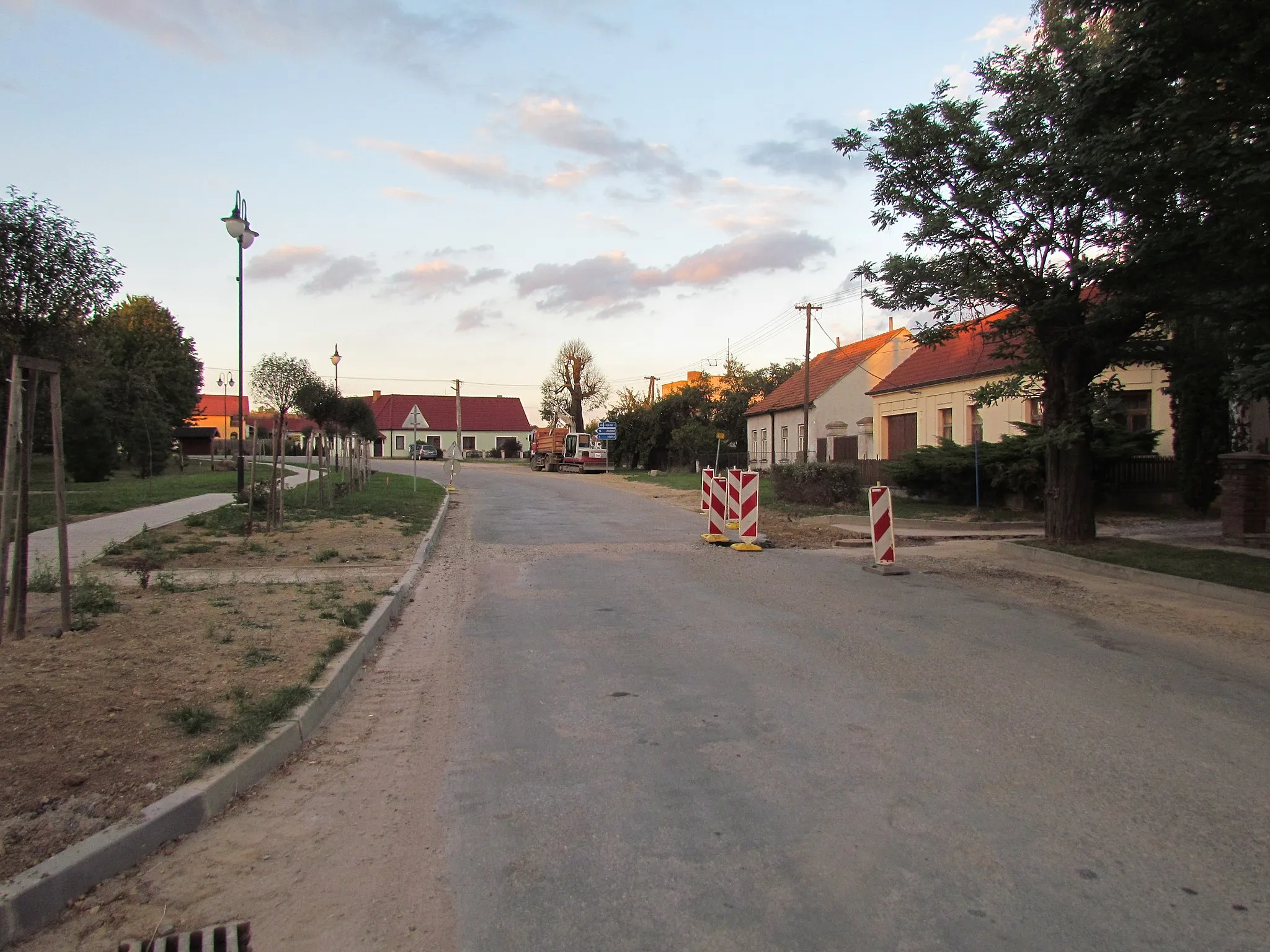 Photo showing: Center street of Nové Syrovice, Třebíč District.