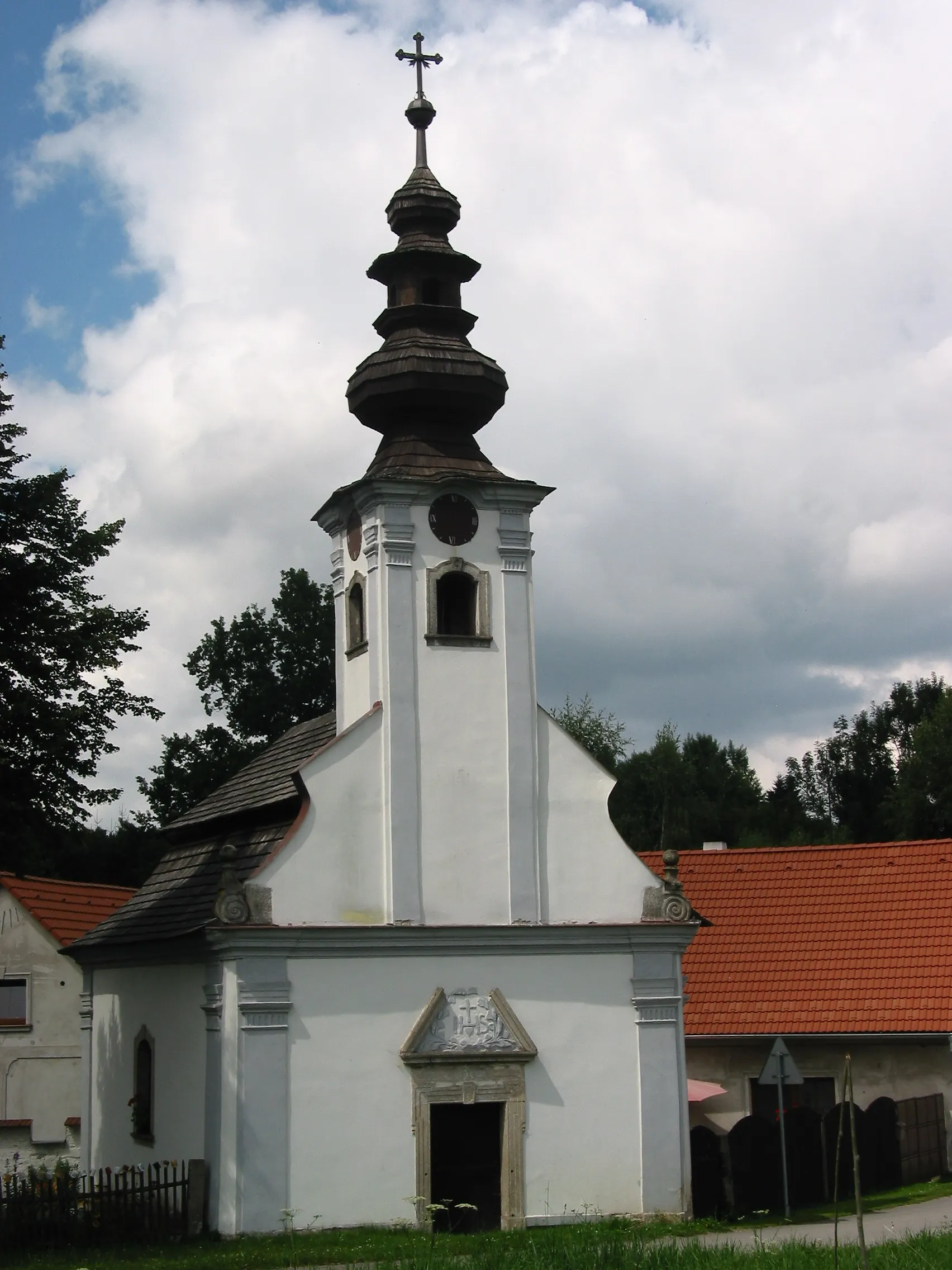 Photo showing: Chapel of st. Michael in Senotin, Czech Republic
