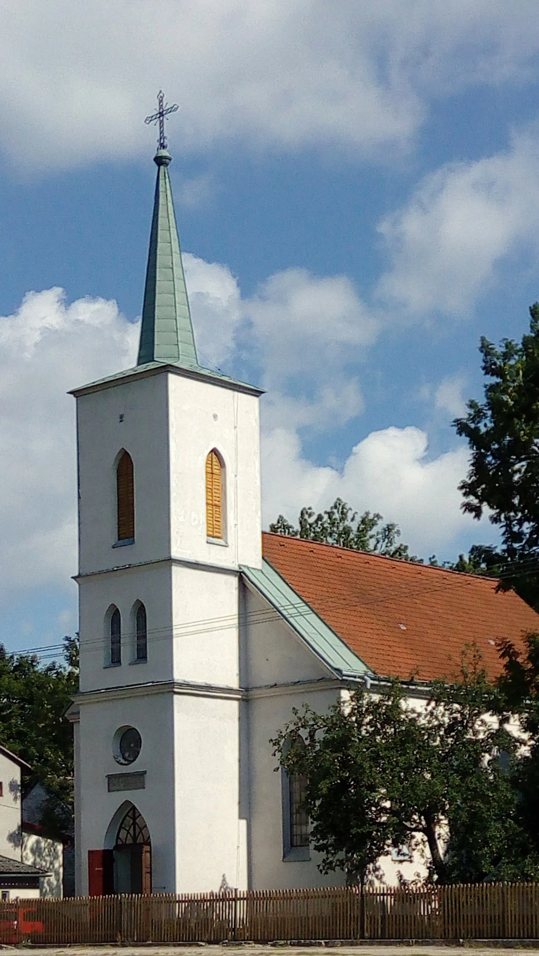 Photo showing: Protestant church in the village of Valtínov, south Bohemia, Czechia