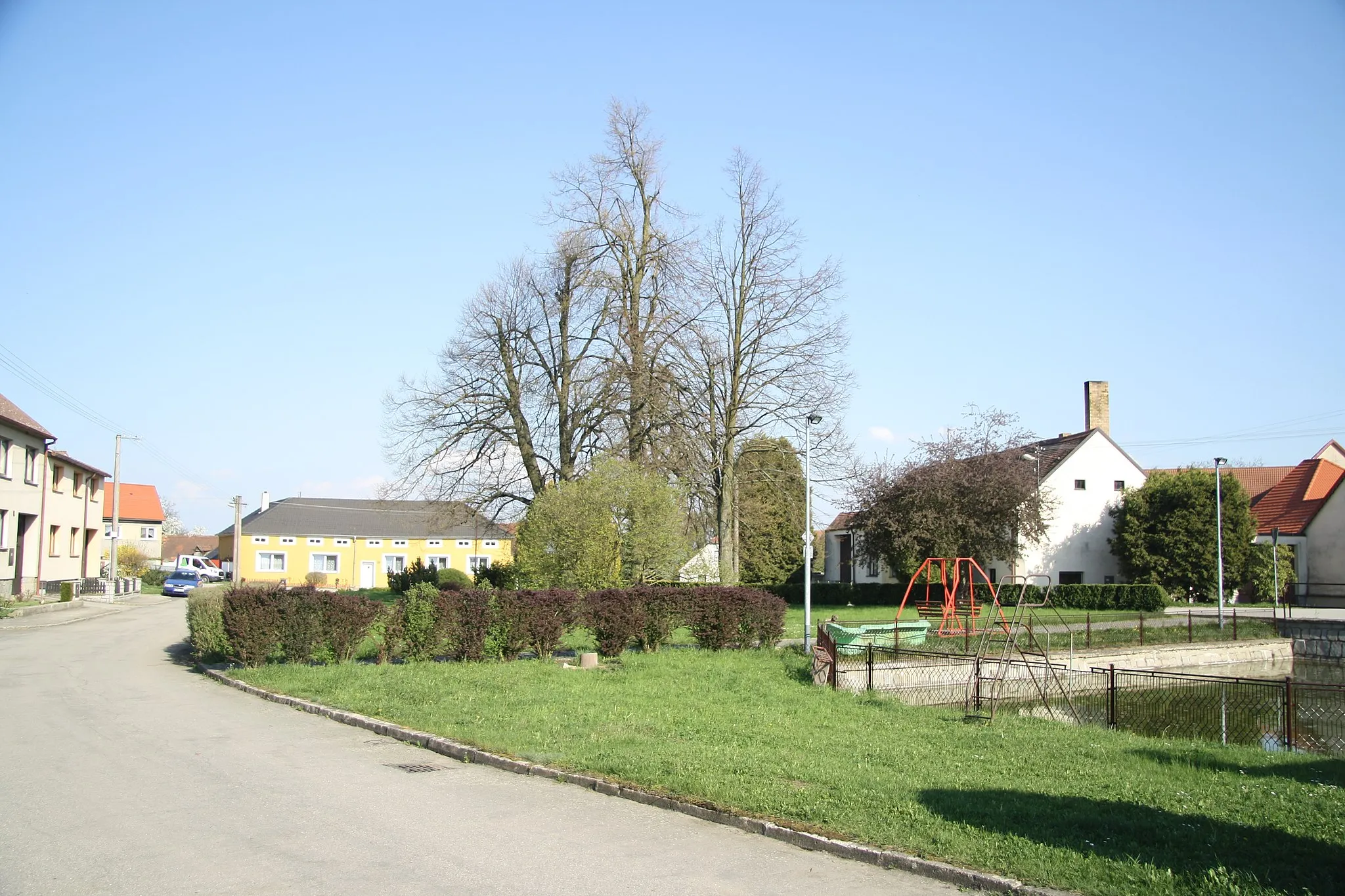 Photo showing: Center of Báňovice, Jindřichův Hradec District.