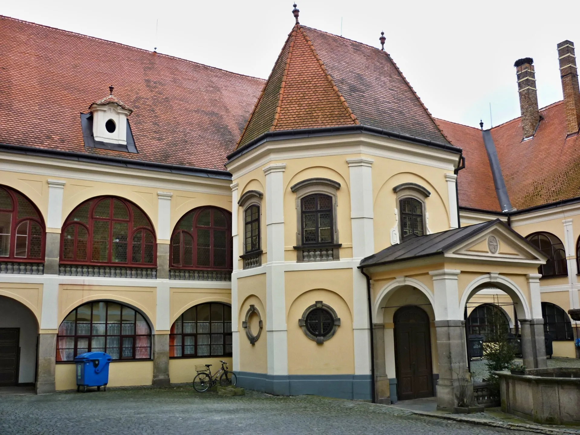 Photo showing: Budíškovice - zámek