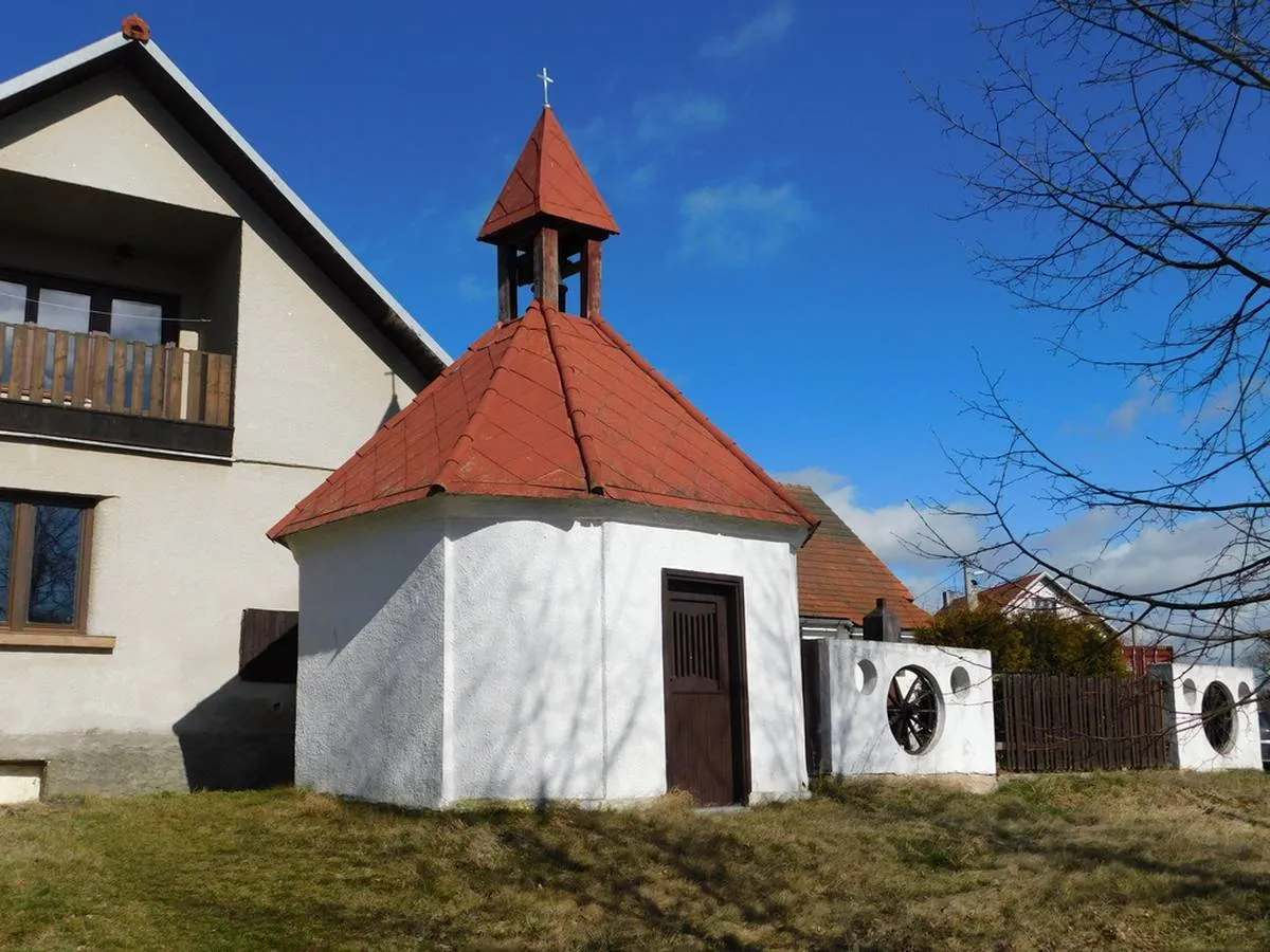 Photo showing: Chapel in Čechtice in Benešov District – entry no. 33484.