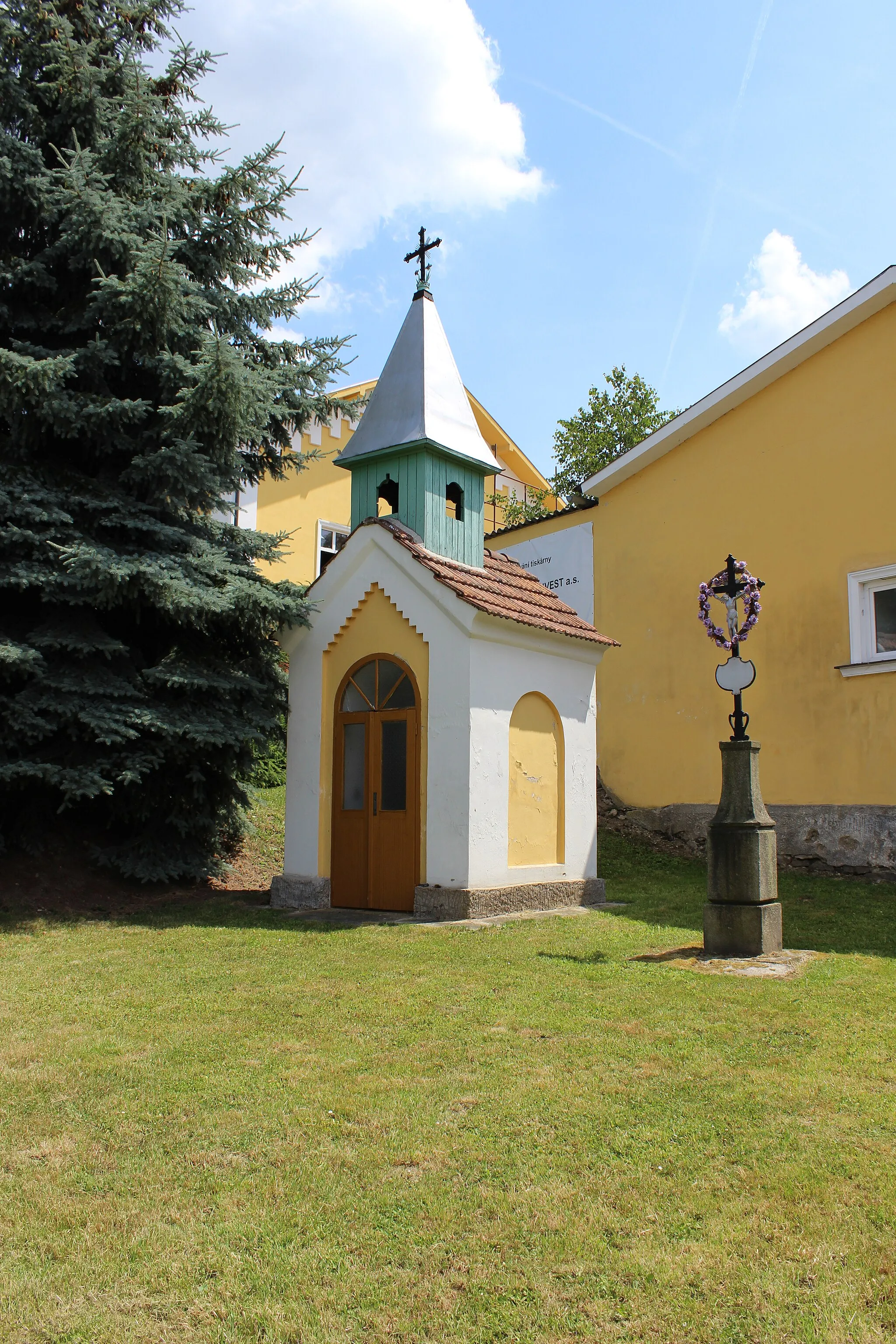 Photo showing: Kaplička v Alberovicích.