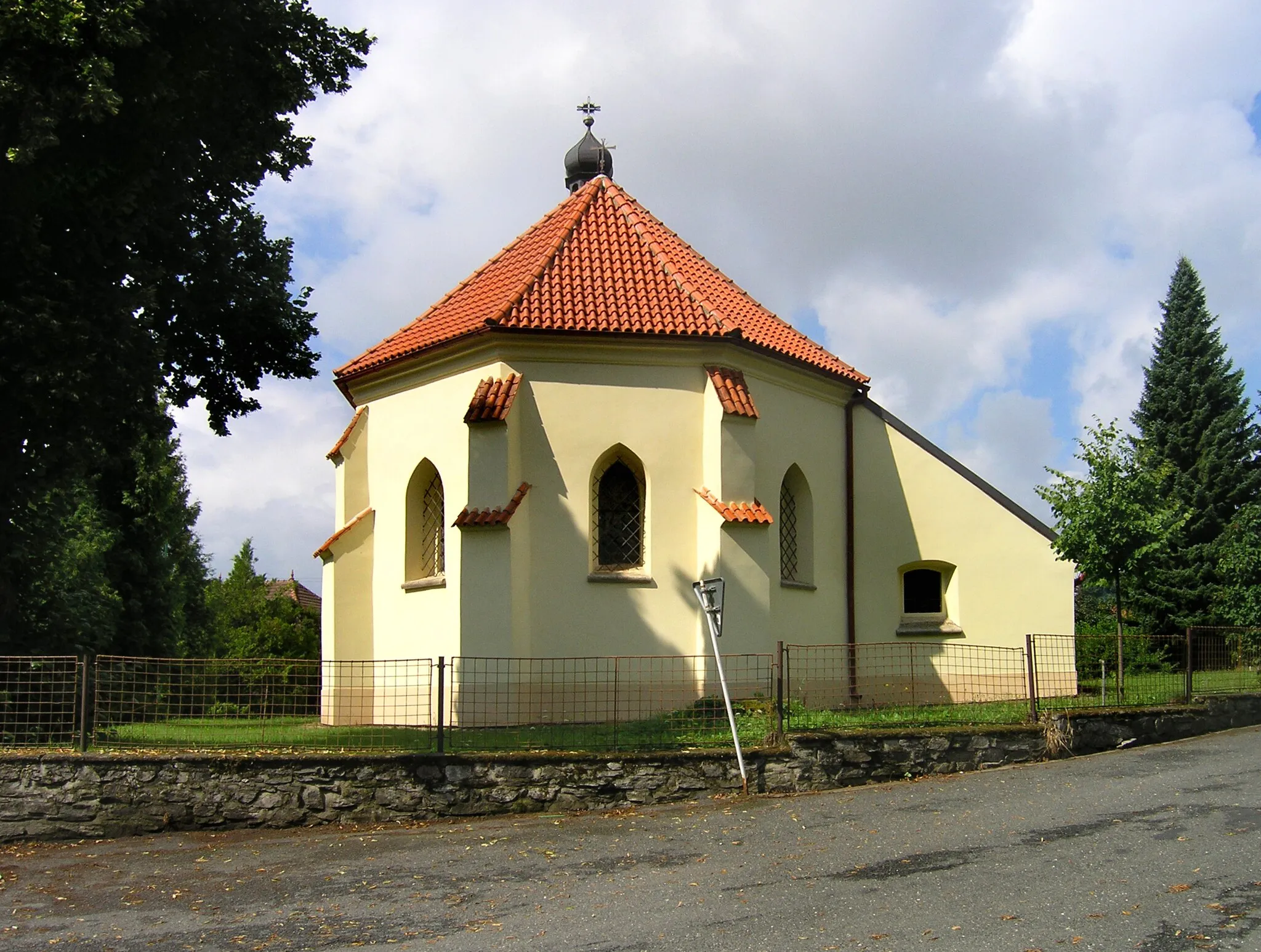 Photo showing: Church in Bohdaneč, Czech Republic