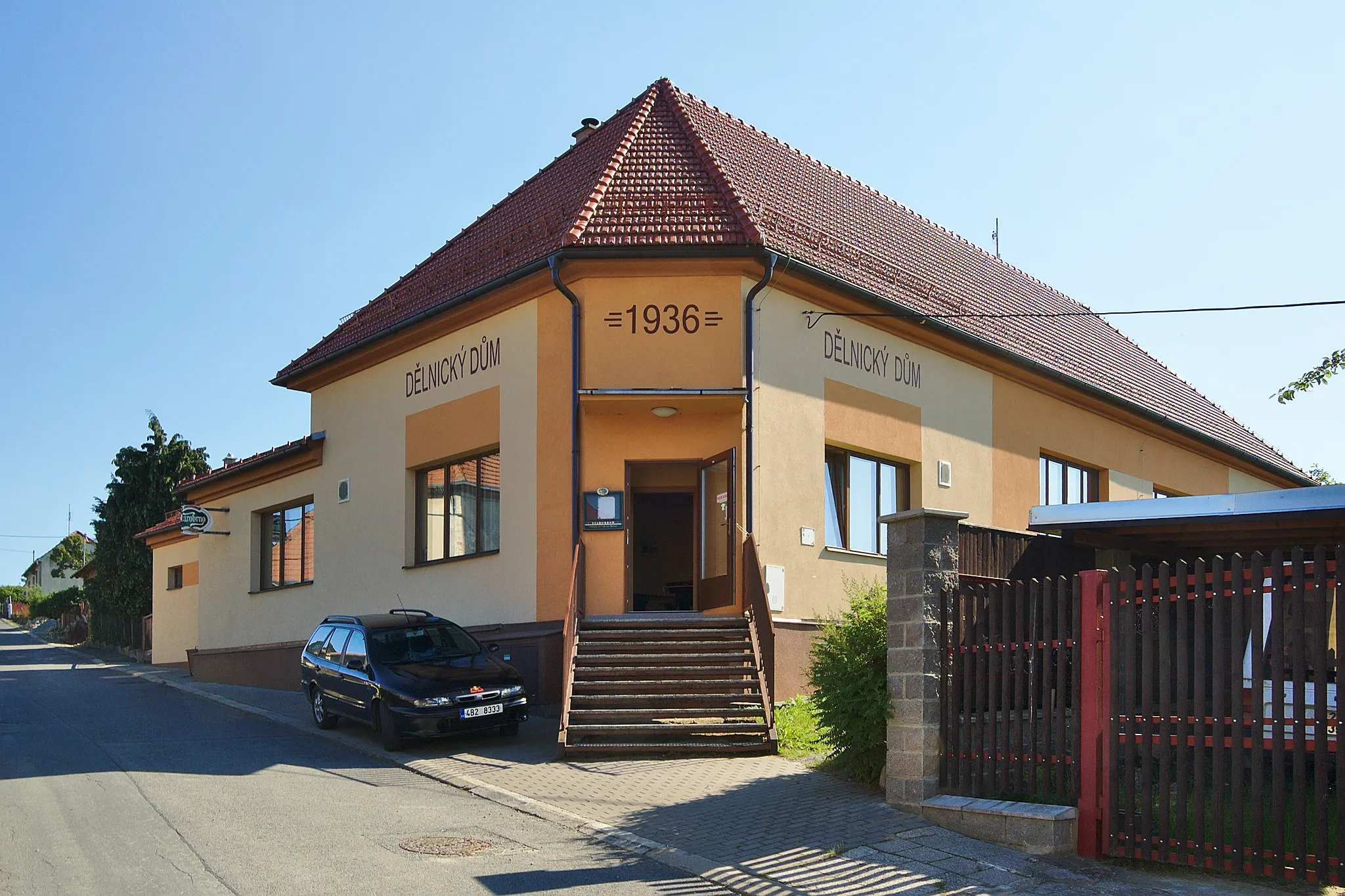Photo showing: Dělnický dům, Žďár, okres Blansko