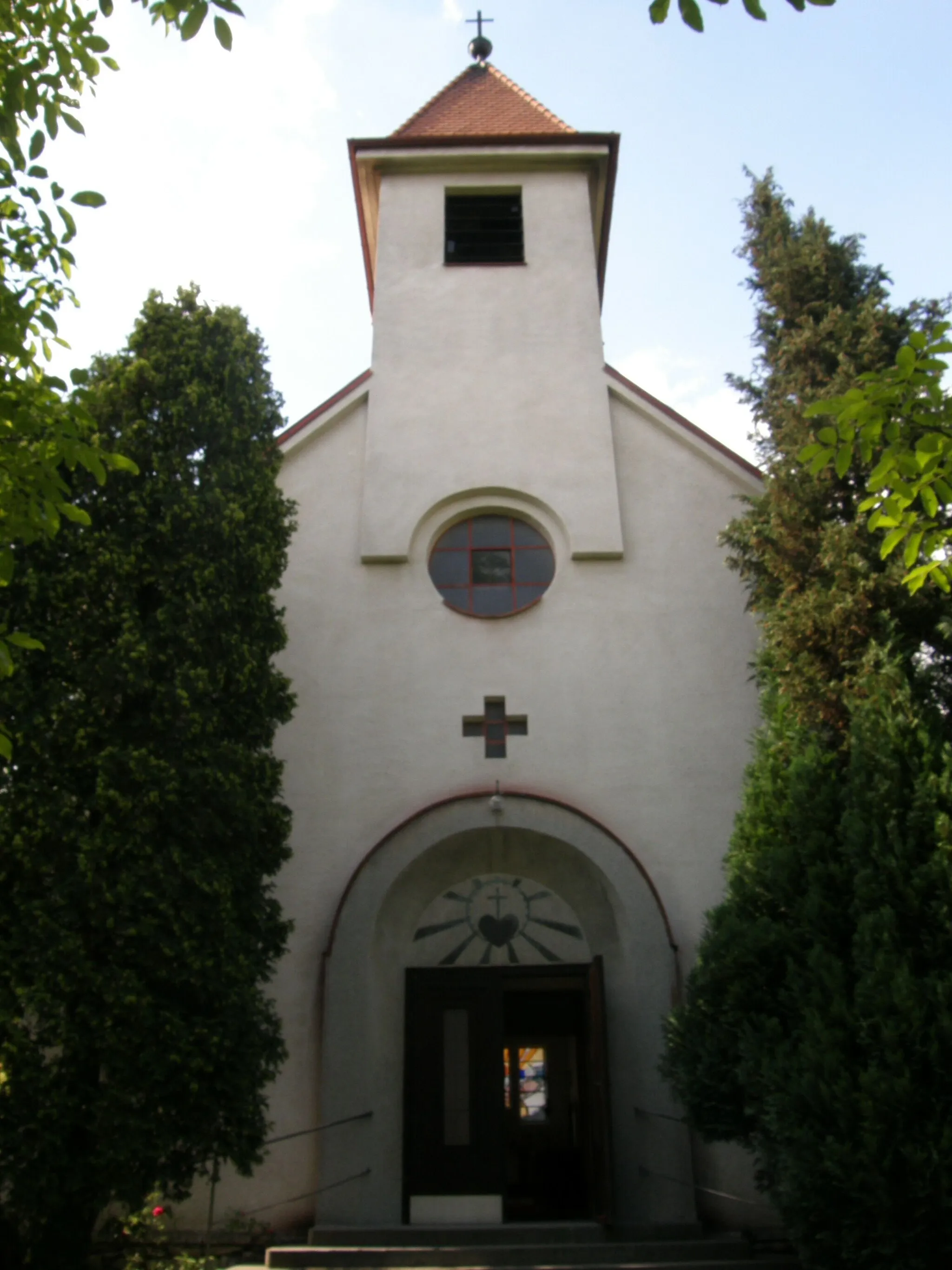 Photo showing: Kostel Božského Srdce Páně v Olomučanech na Blanensku