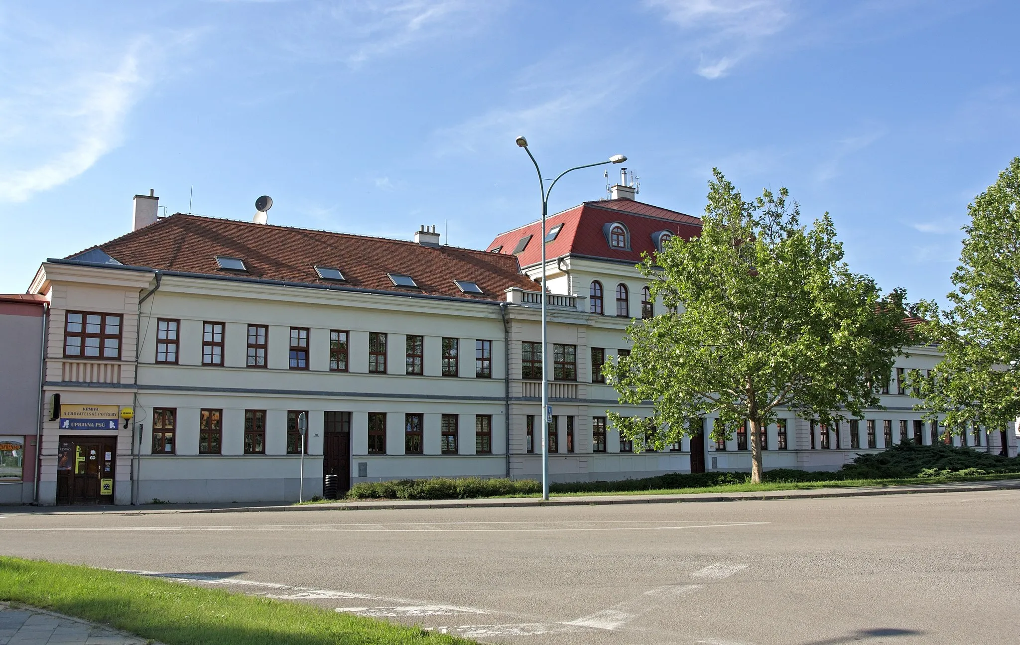 Photo showing: Židlochovice, pošta. Nádražní 160, 667 01  Židlochovice.