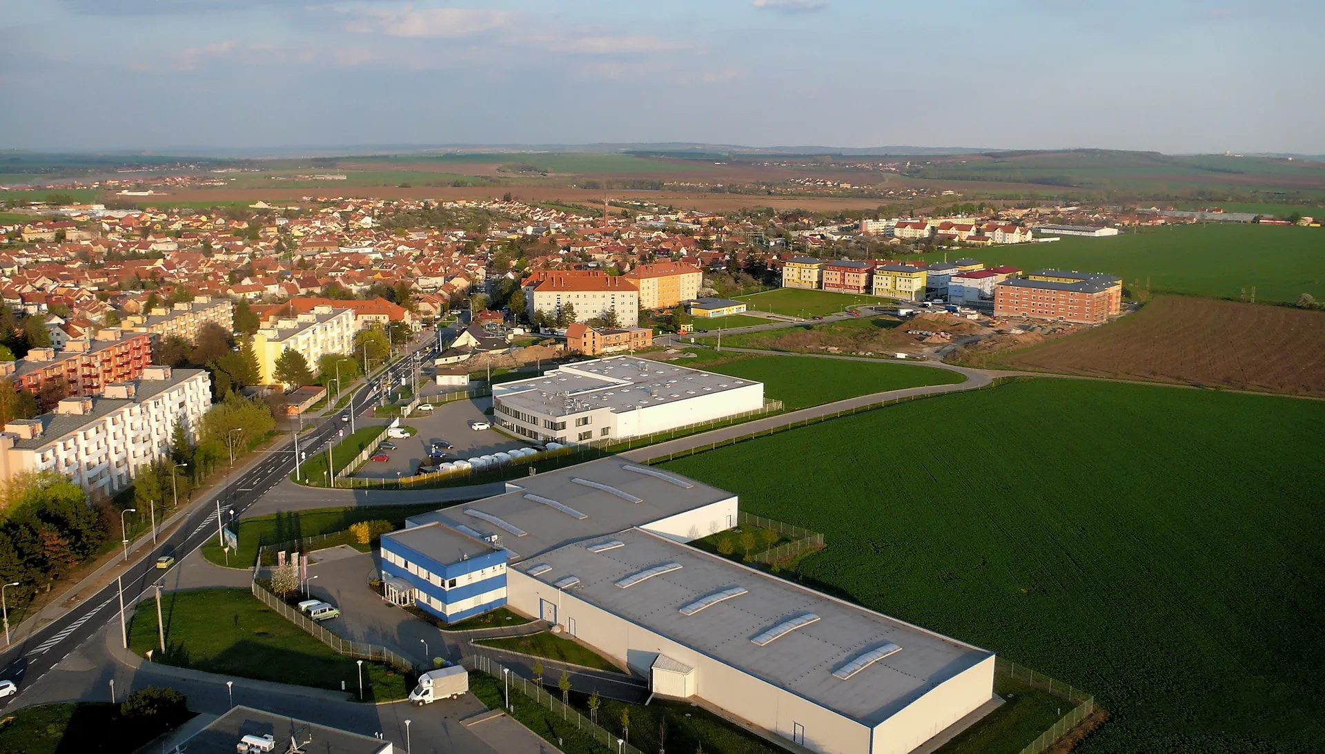 Photo showing: Šlapanice - pohled od čerpací stanice