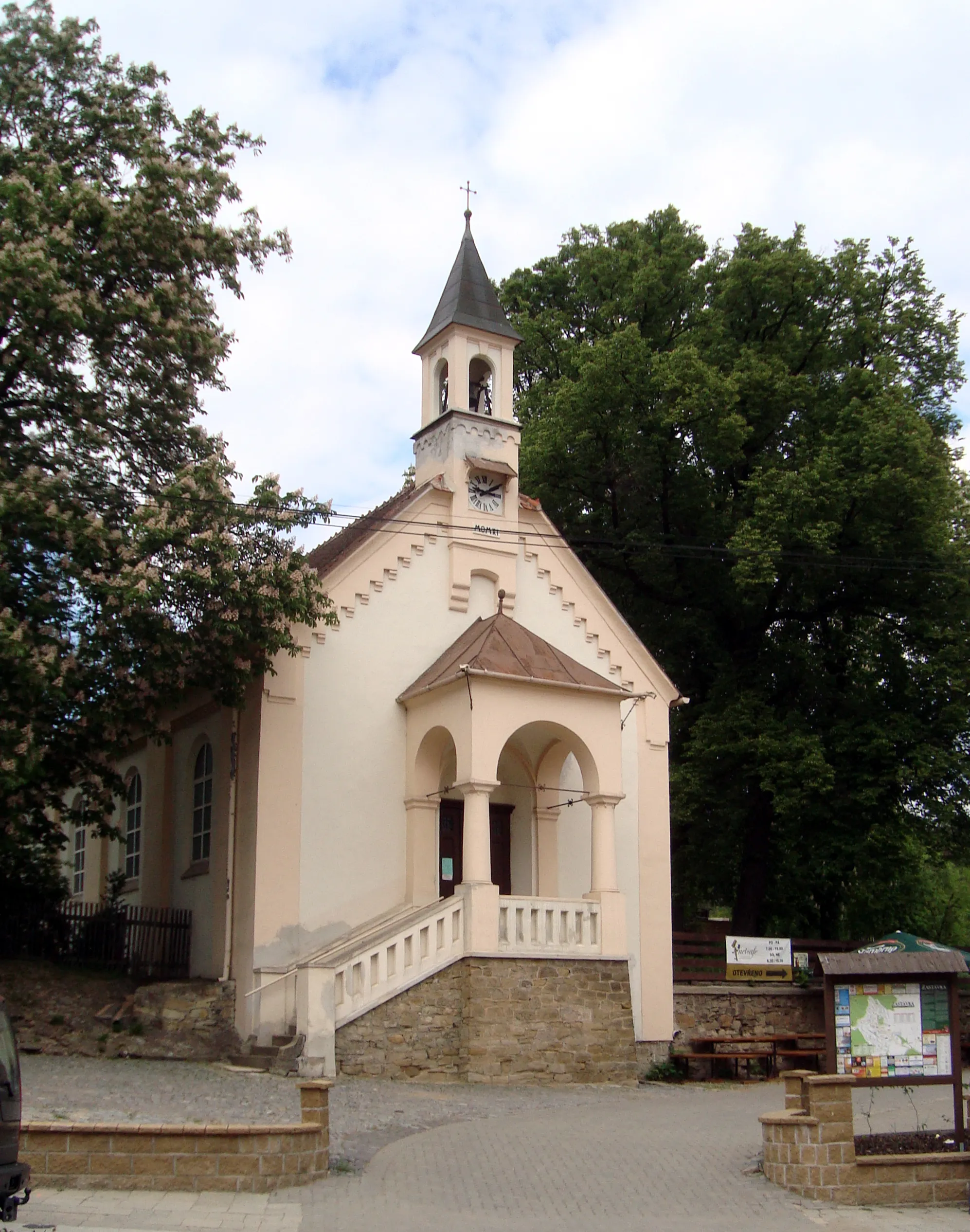 Photo showing: Kaple sv.Jana Křtitele Zastávka