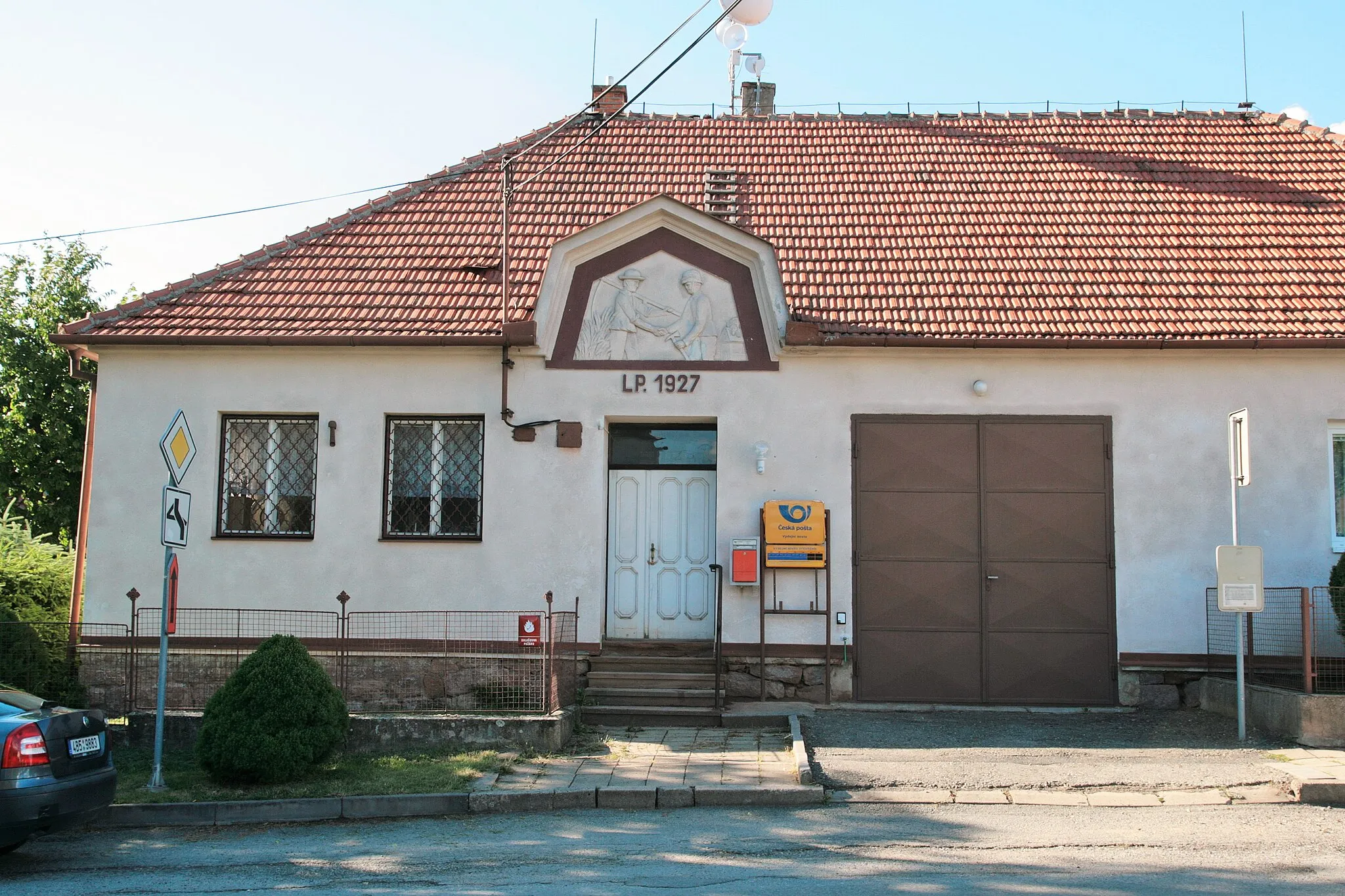 Photo showing: Unín, Brno-Country District, Czech Republic. Post office.