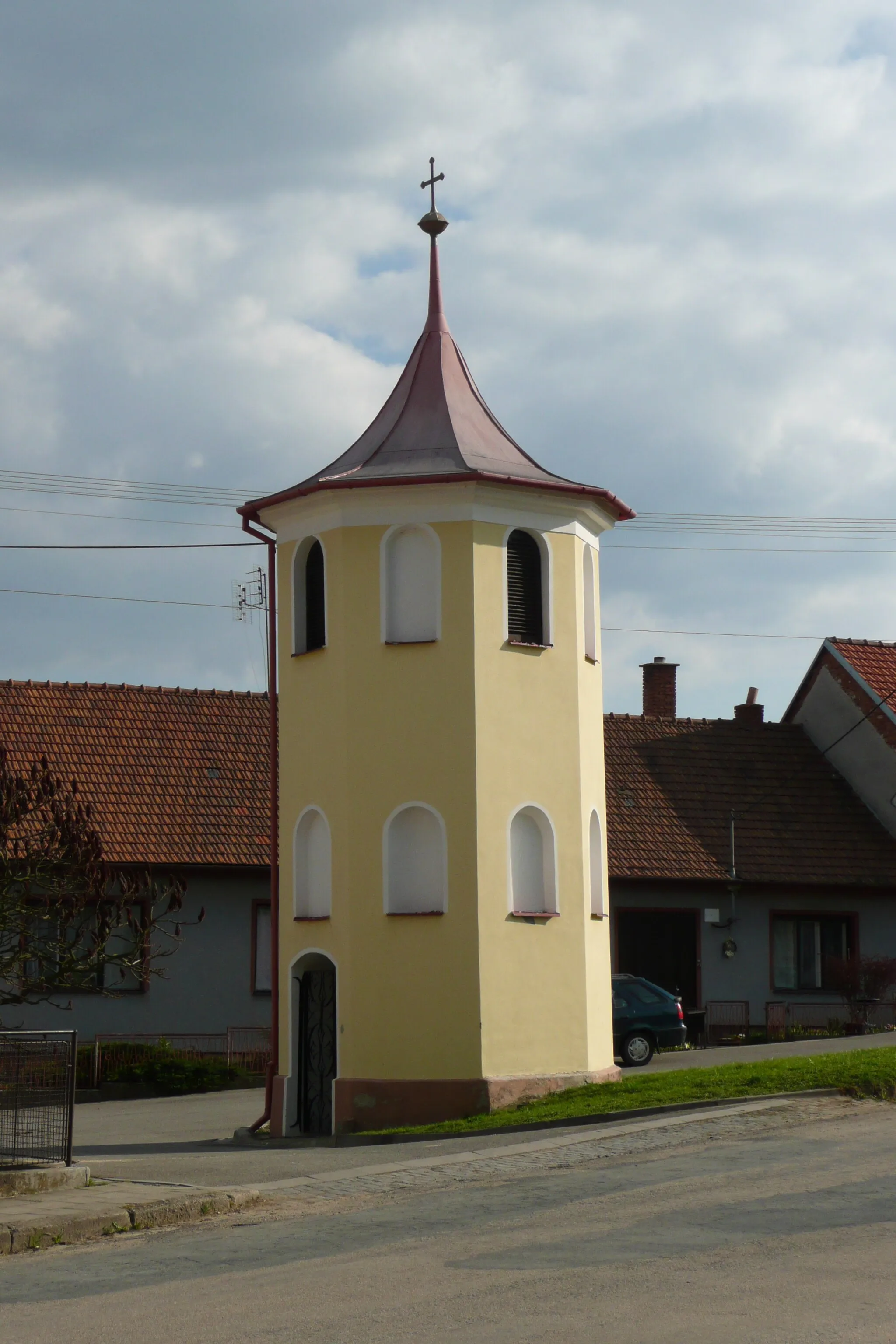 Photo showing: Zvonička v Rudce (u Domašova)