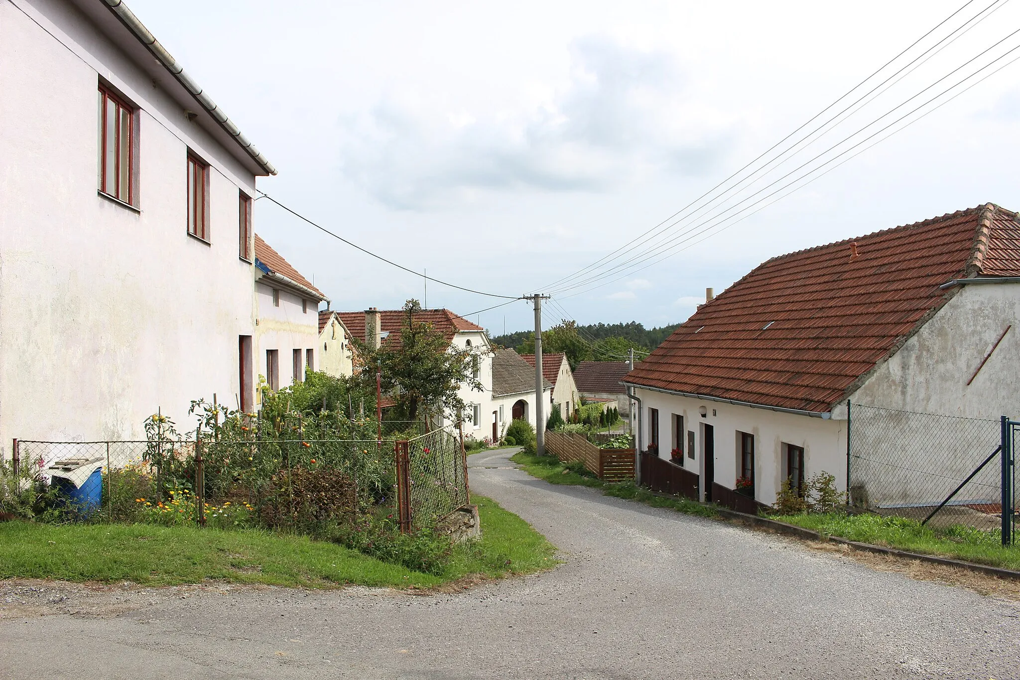Photo showing: obec Rojetín, okres Brno-venkov, Jihomoravský kraj, ulice v obci