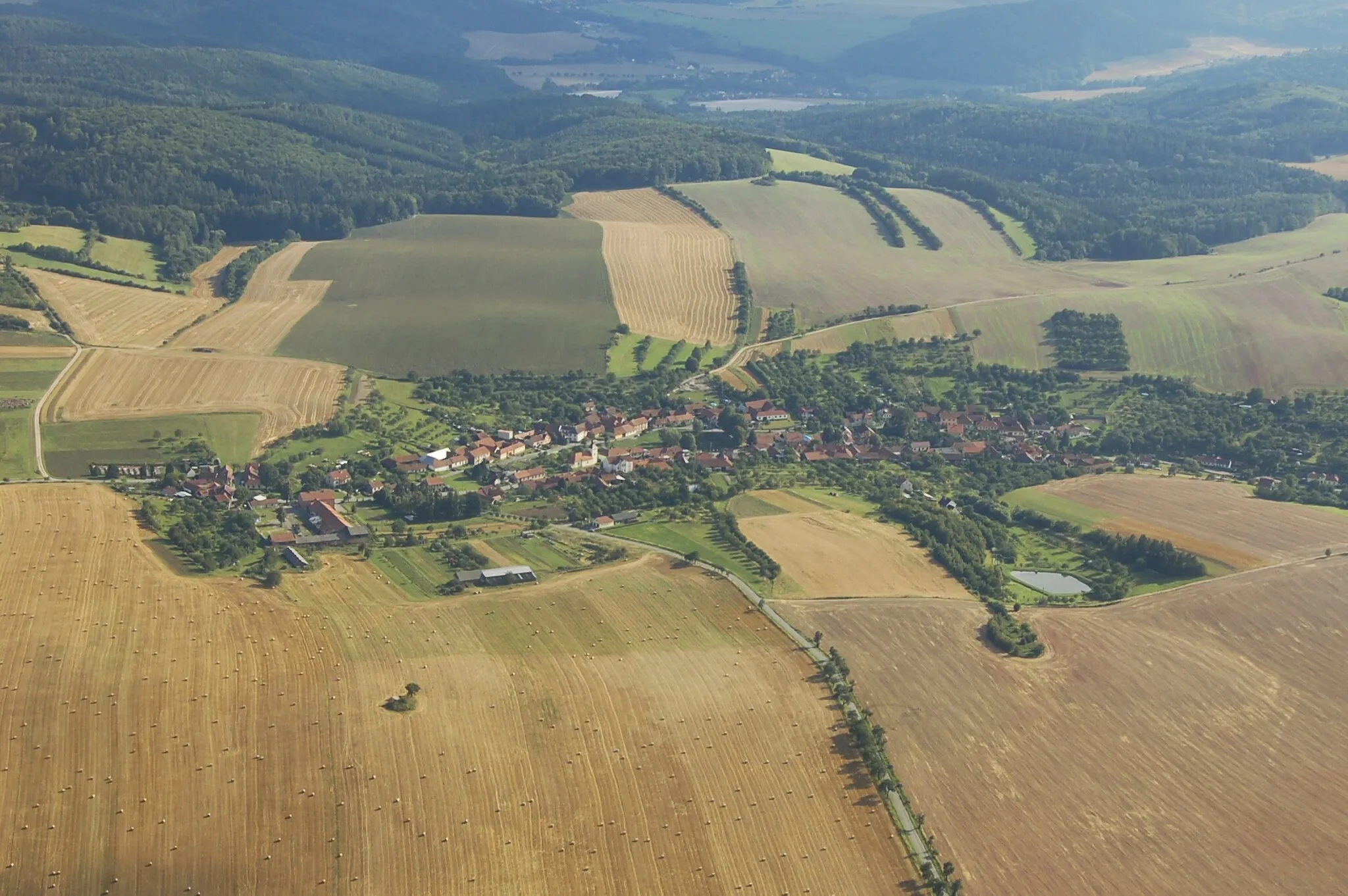 Photo showing: Letecký snímek Rašova (okres Tišnov)