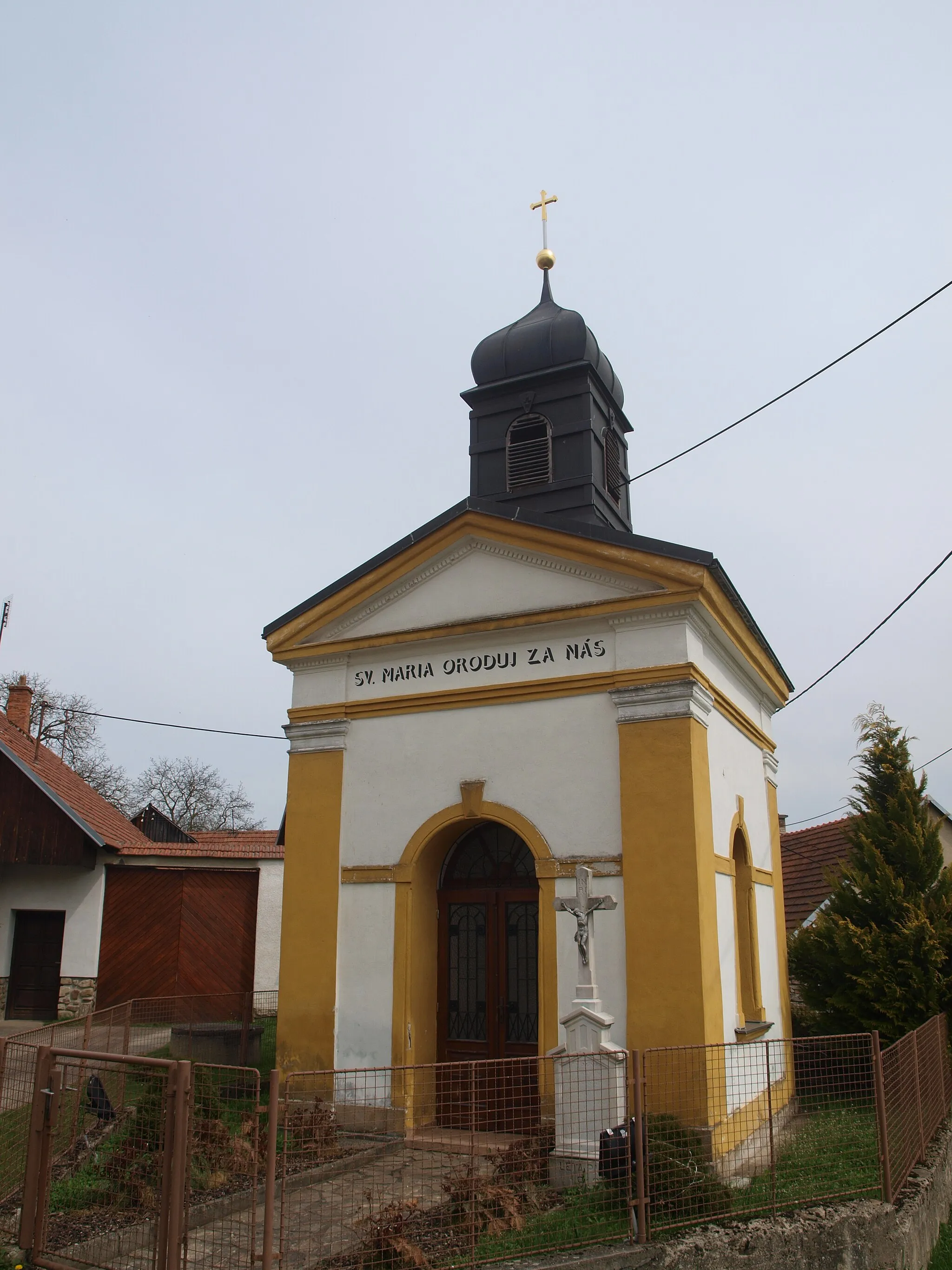 Photo showing: Kaple Panny Marie Růžencové v obci Jestřabí