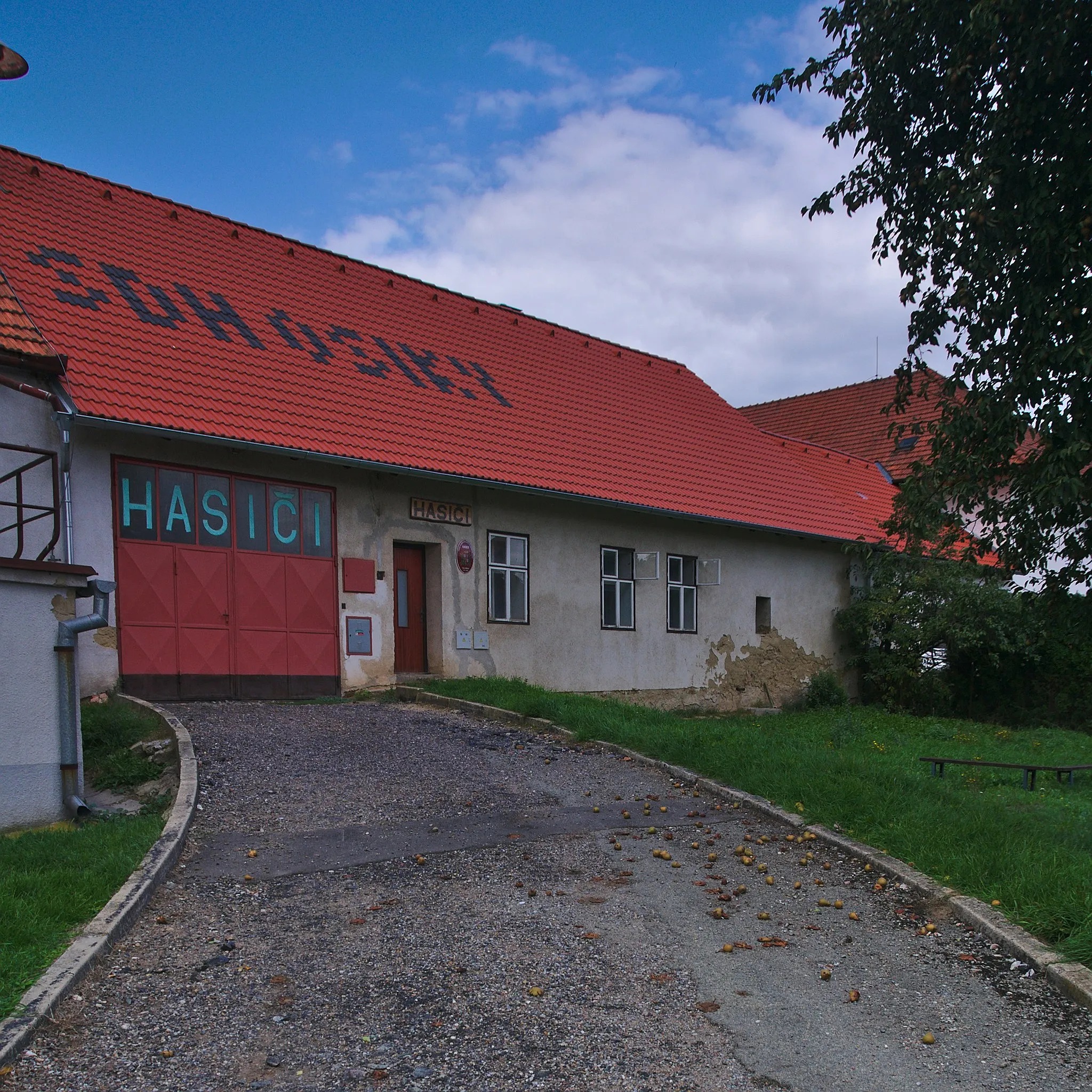 Photo showing: Hasičská zbrojnice, Osiky, okres Brno-venkov