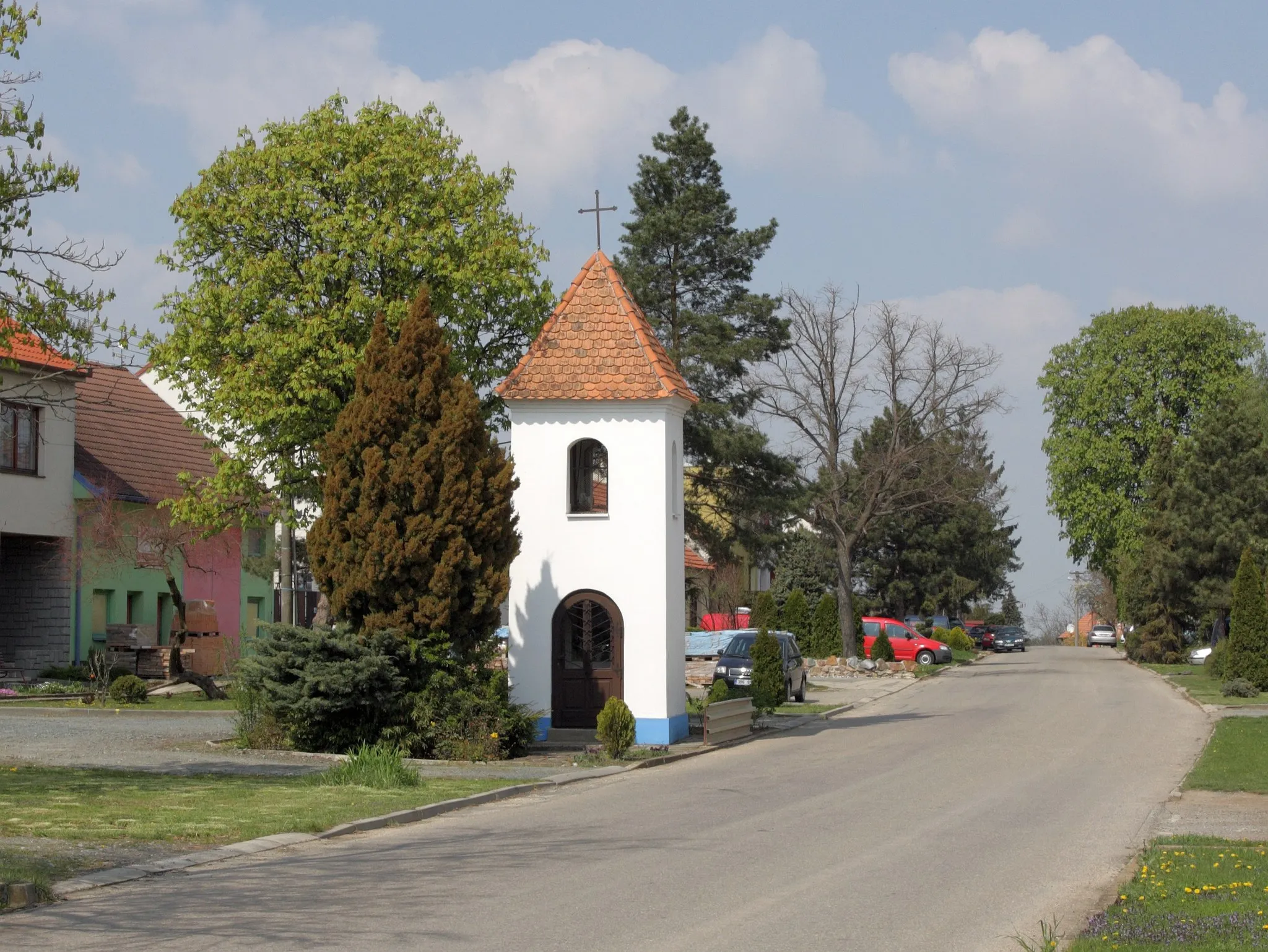 Photo showing: Nesvačilka - zvonice na návsi.
