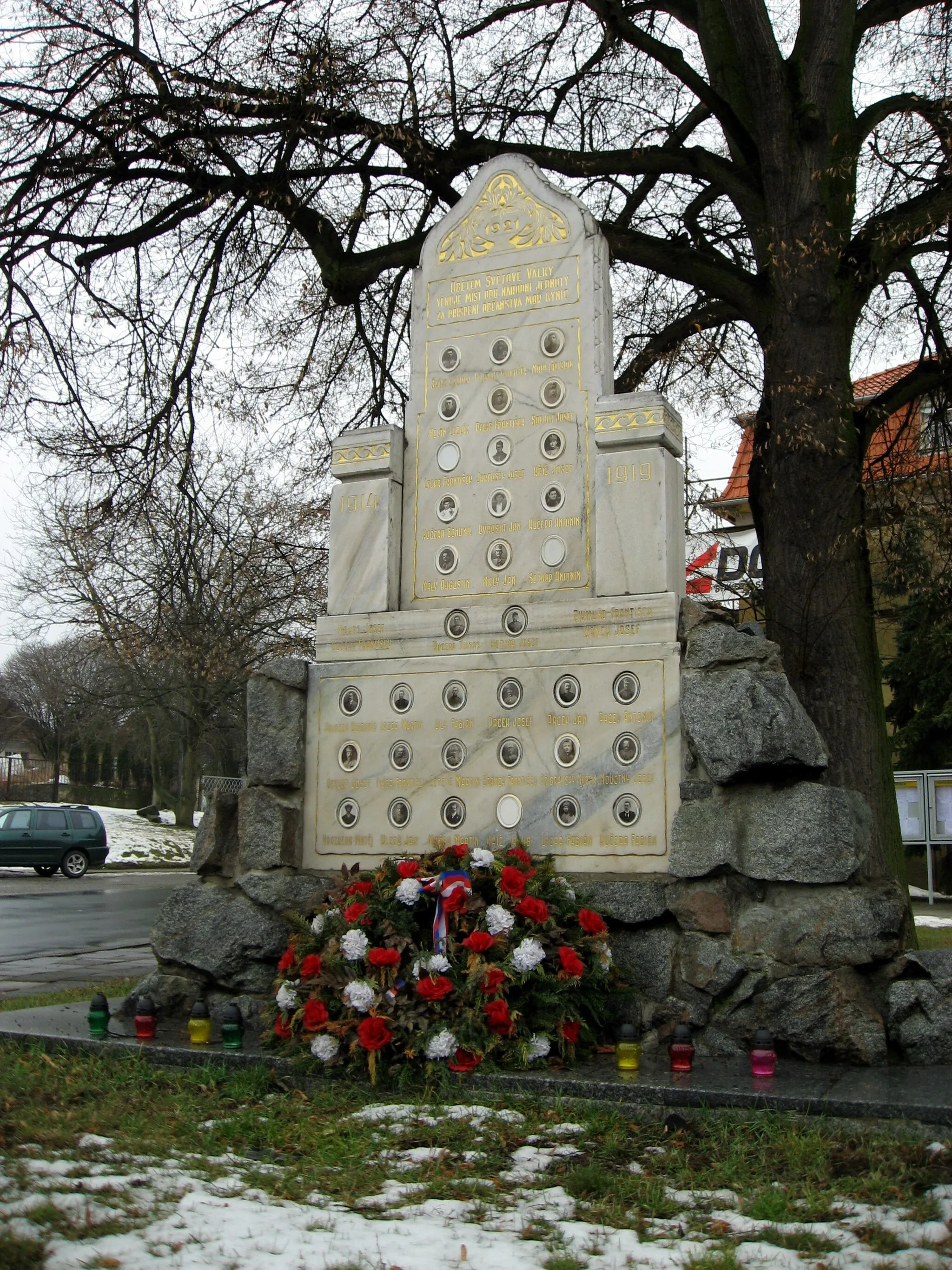 Photo showing: Moravské Knínice, památník obětem 1. světové války