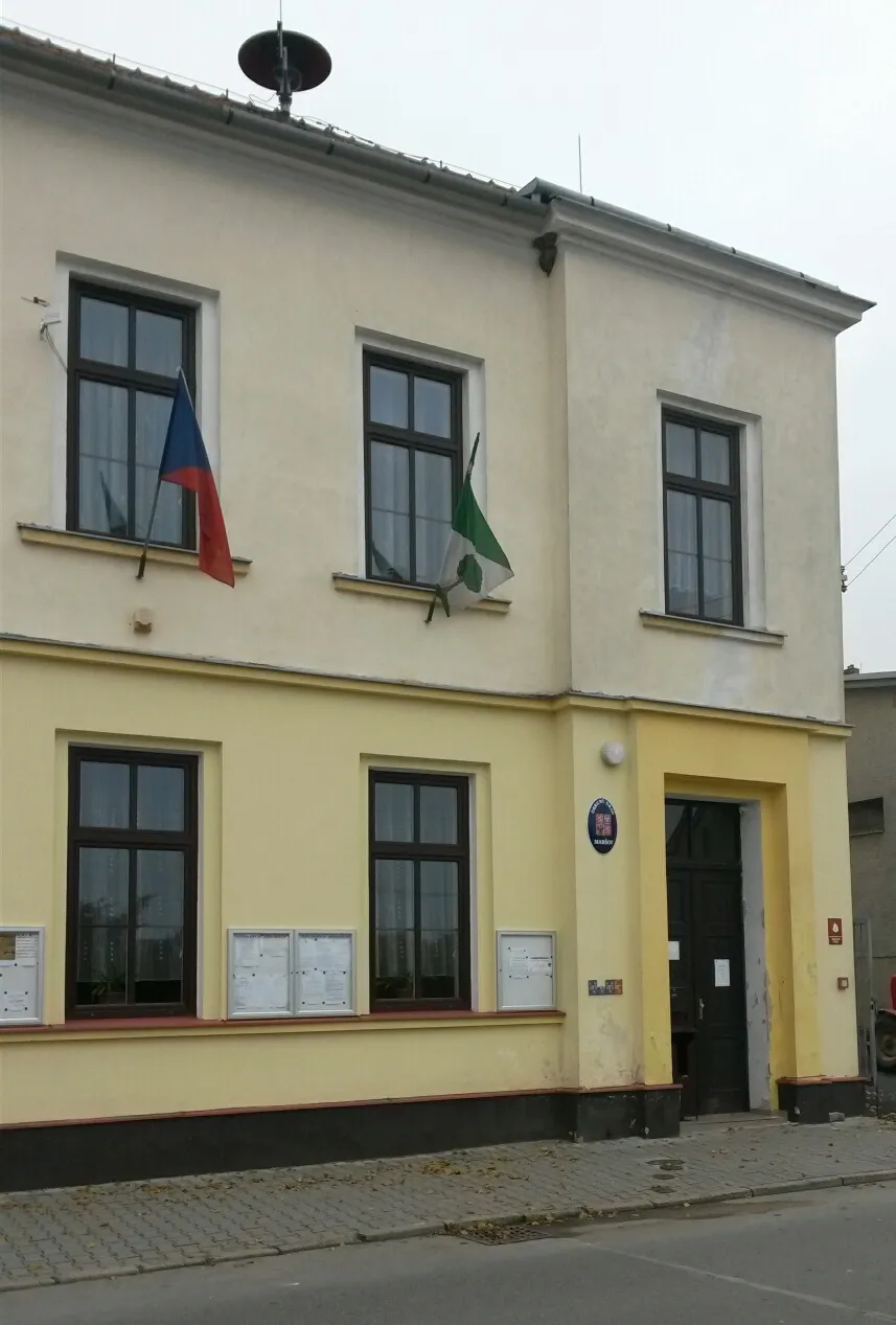 Photo showing: obecní úřad v Maršově (2016)