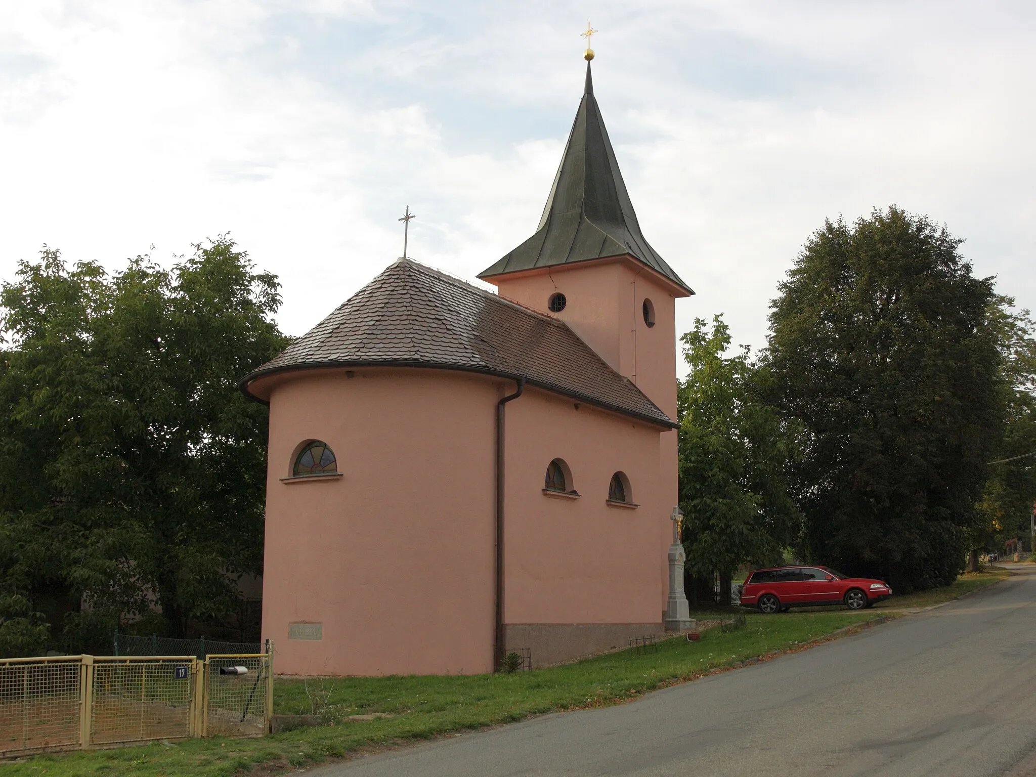 Photo showing: Drahonín - kaple Krista Krále.