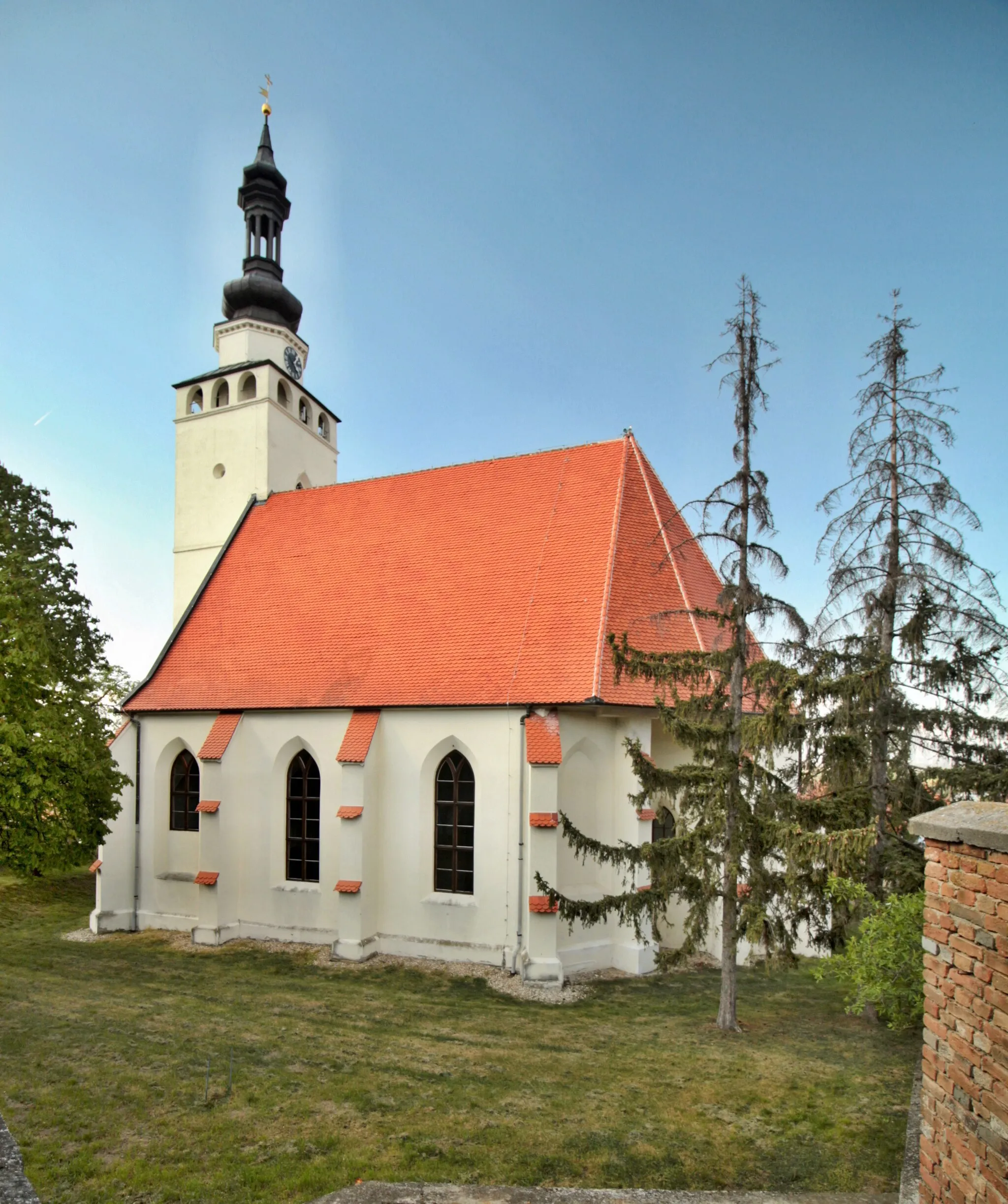 Photo showing: Kostel Nanebevzetí Panny Marie v Blučině